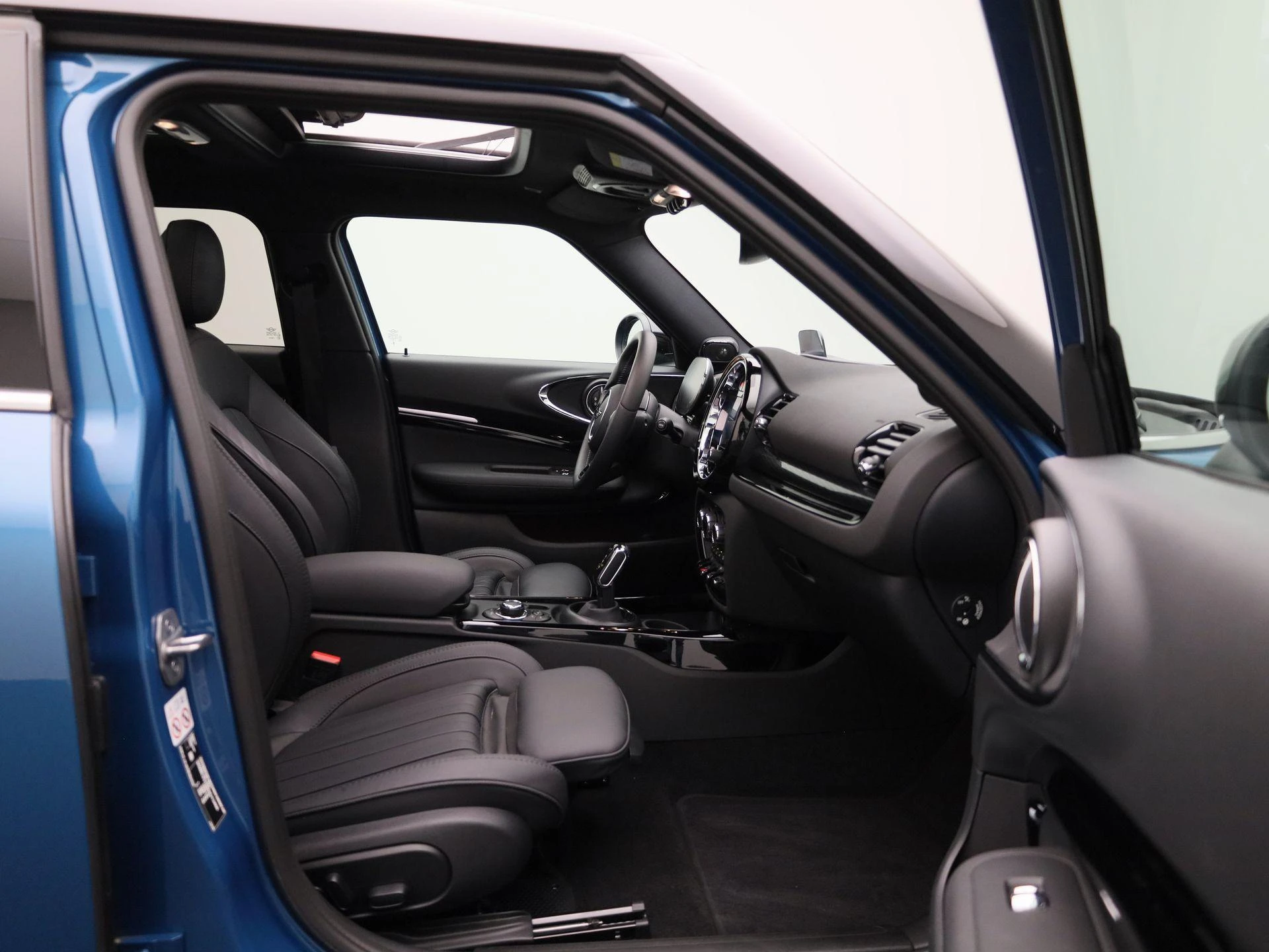 MINI-Clubman-image-33