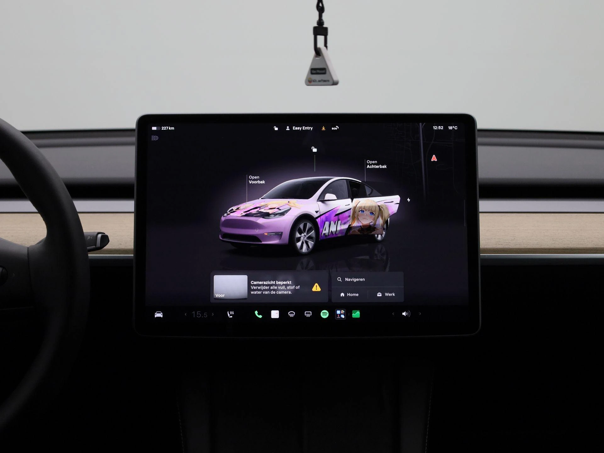 Tesla-Model Y-image-7