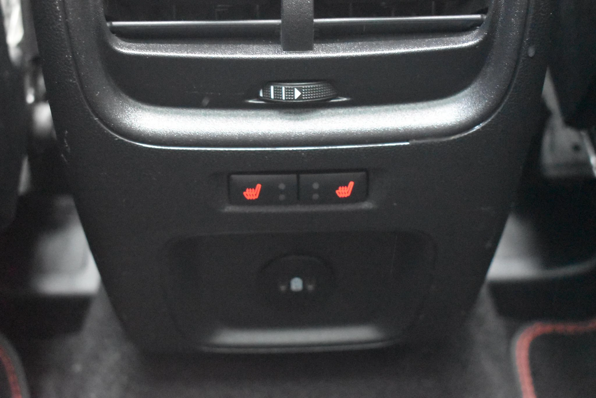 Ford-Kuga-image-30