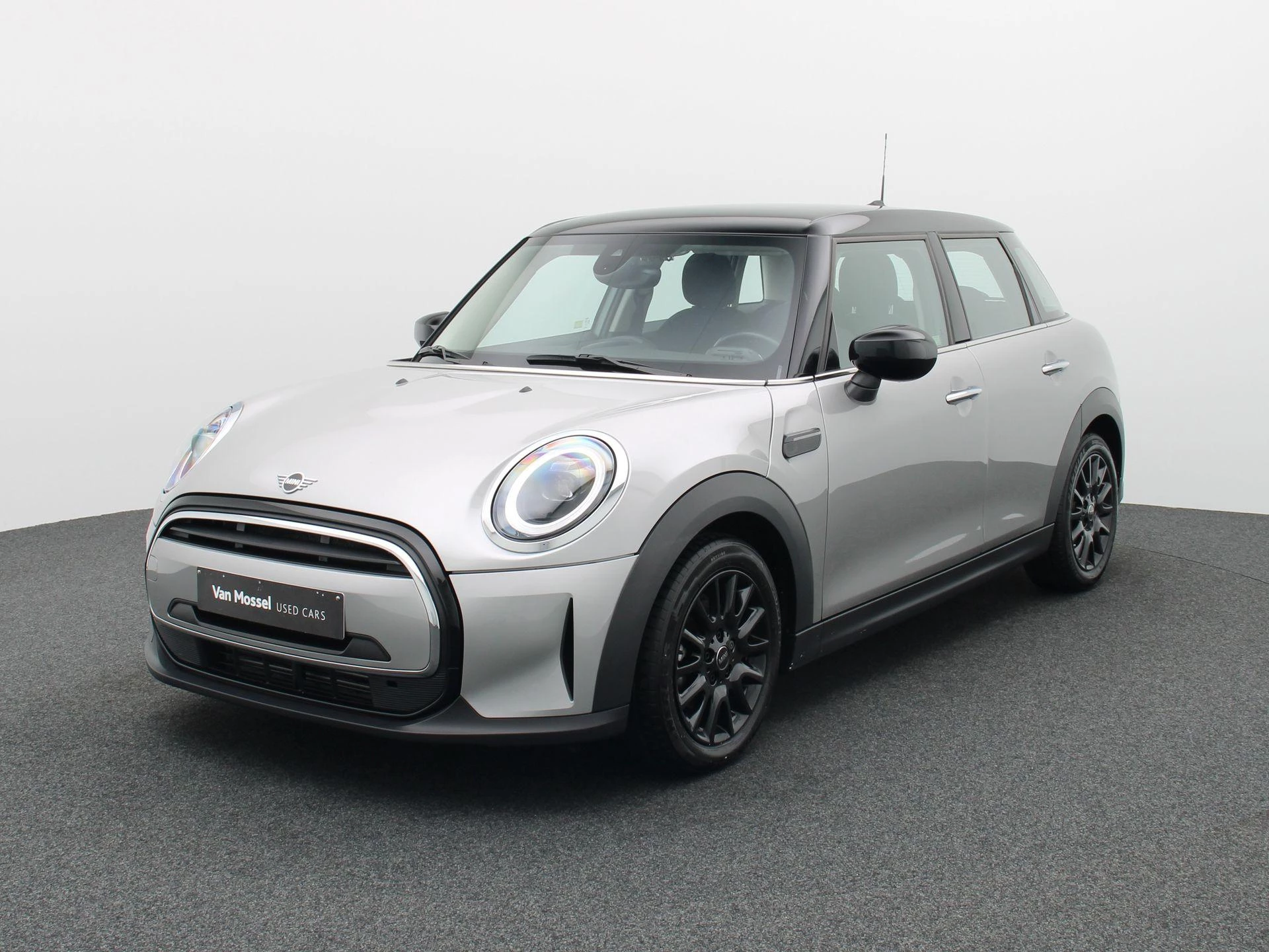 MINI-Cooper-image-0