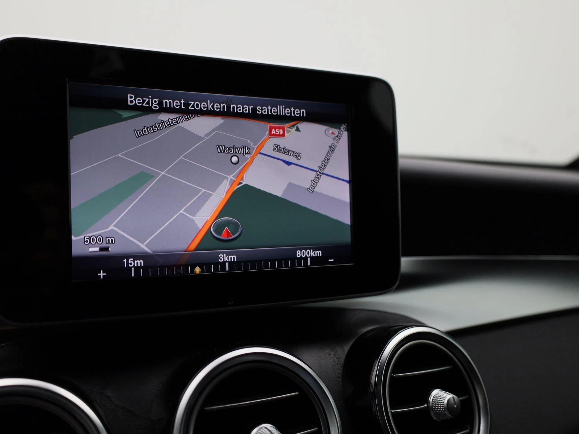 Mercedes-Benz-GLC-image-20