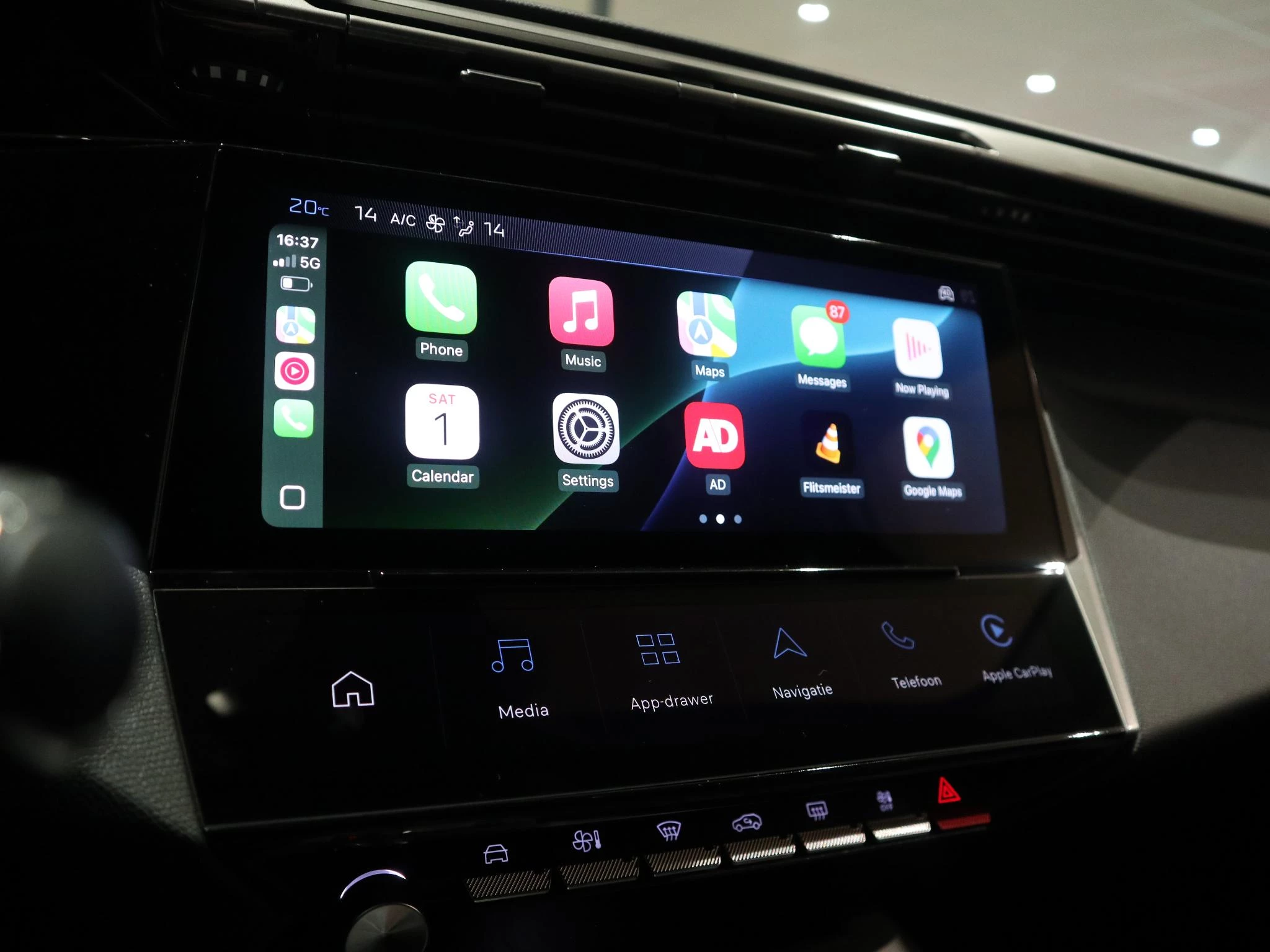 Peugeot-308-image-23