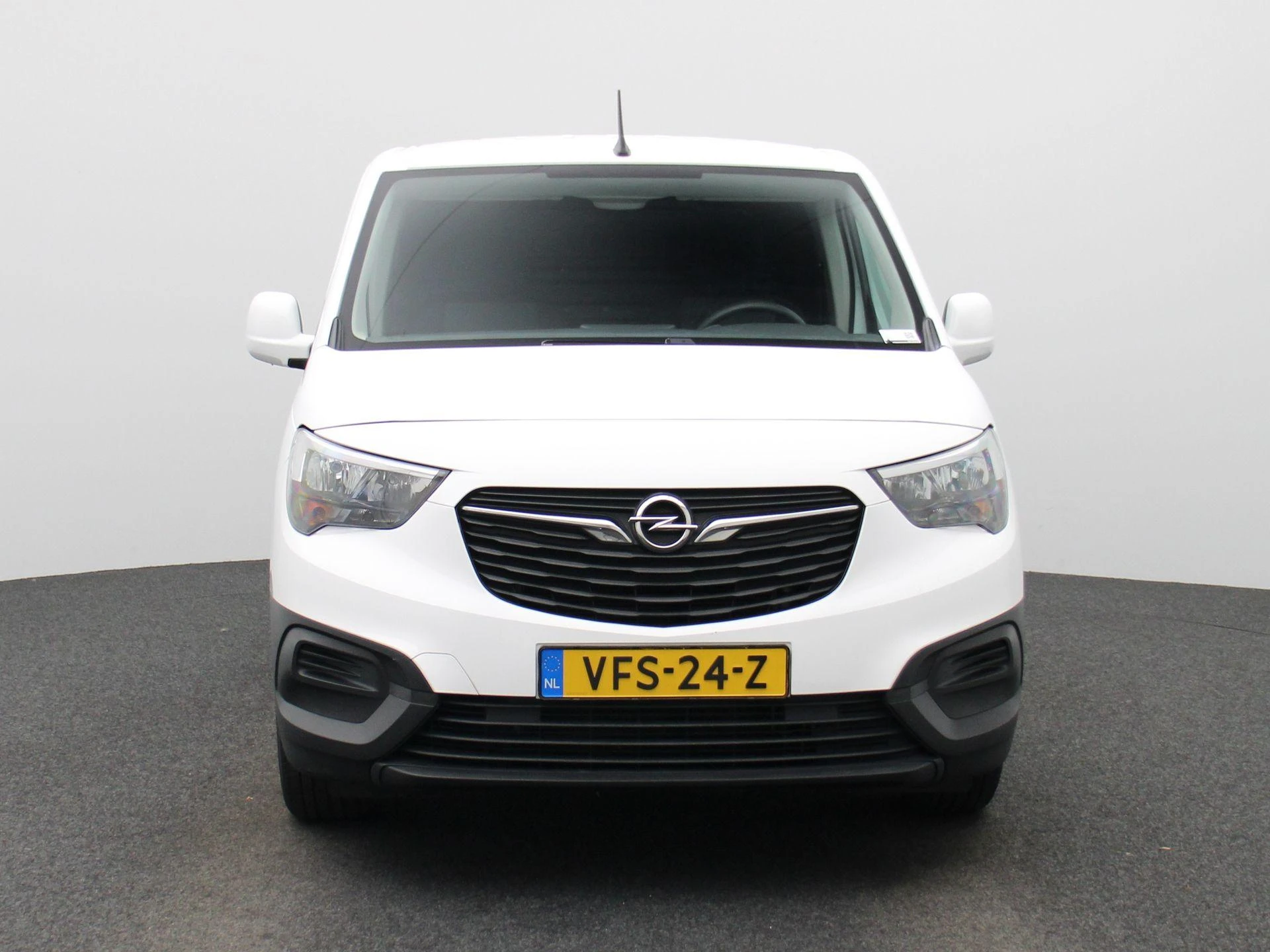 Opel-Combo-image-2