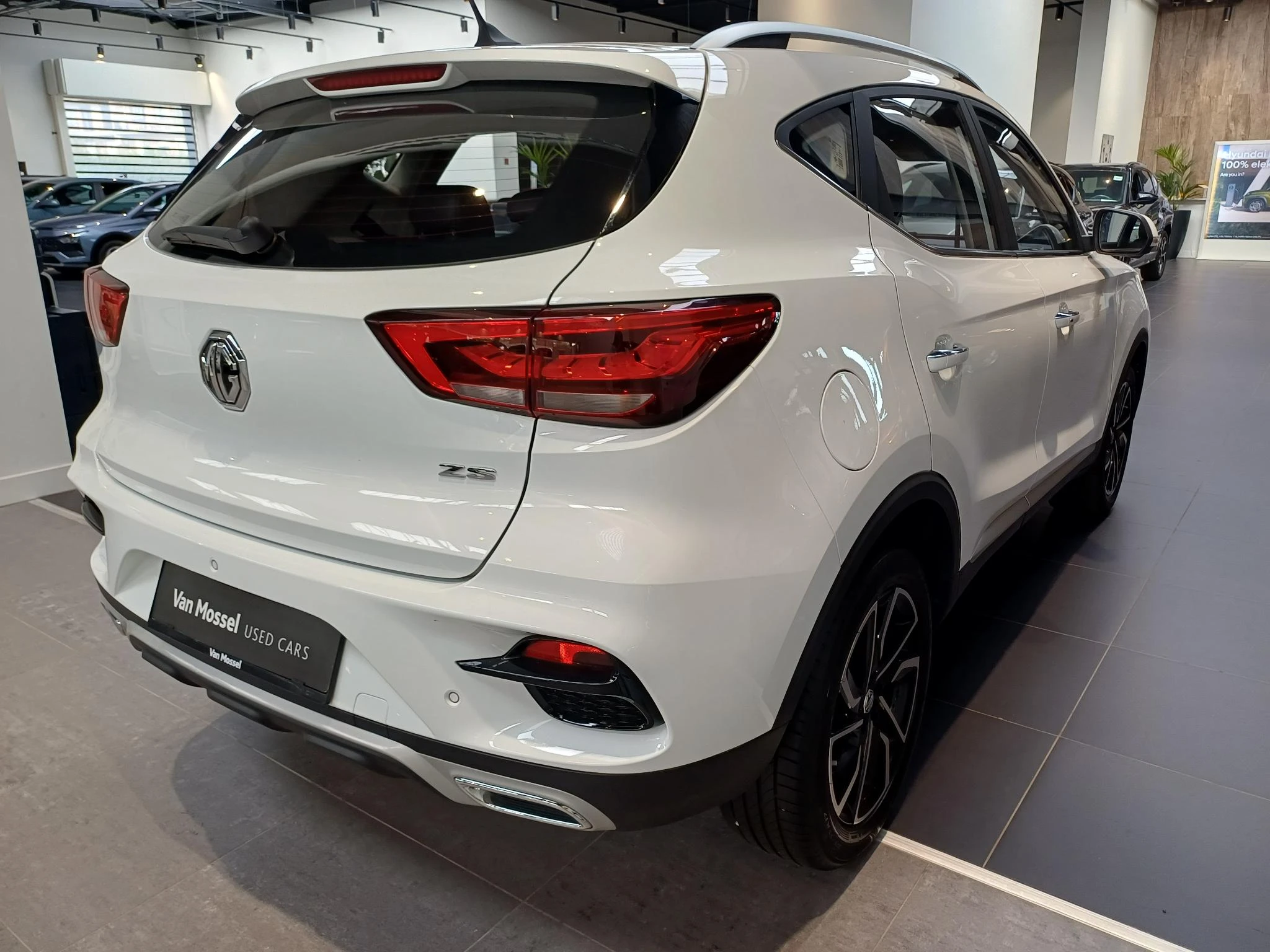 MG ZS 1.0 T-GDi AT LUXURY