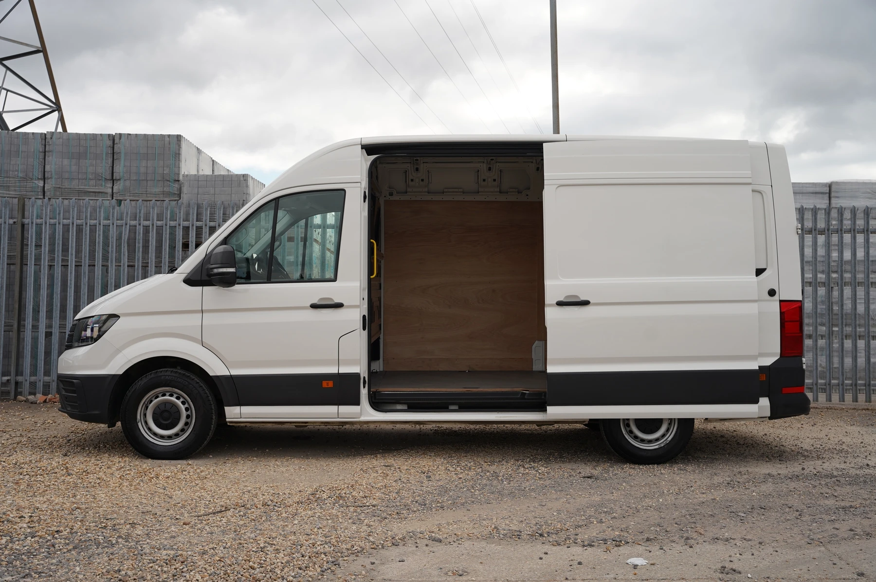Volkswagen-Crafter-image-28
