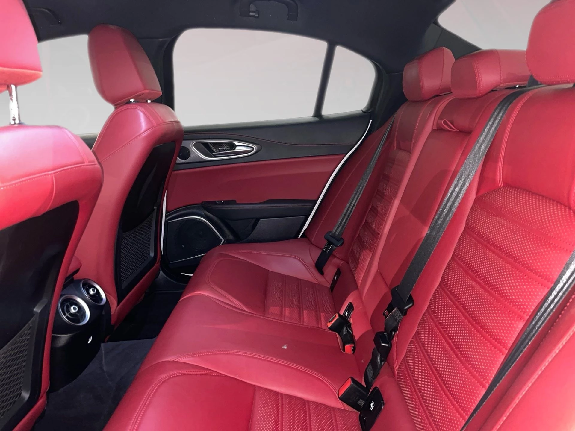 Alfa Romeo Giulia 2.0 TB 280 Q4 Veloce AUTO