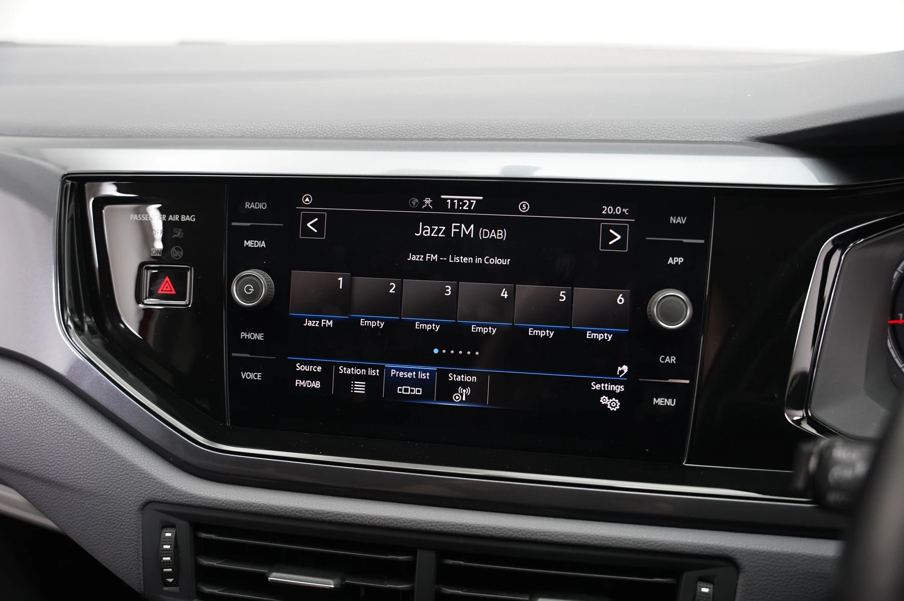 Volkswagen-Polo-image-20