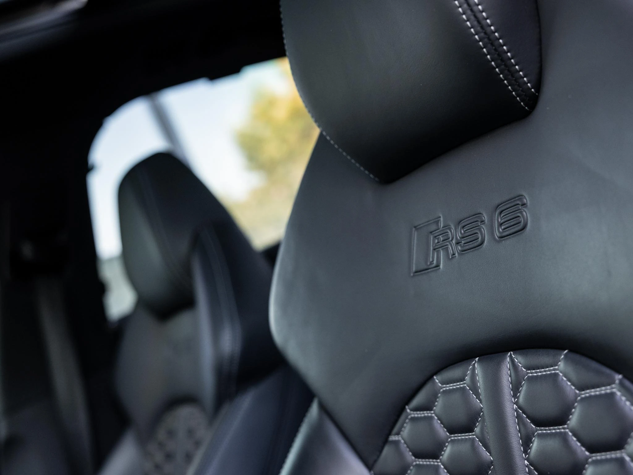 Audi-RS6-image-25
