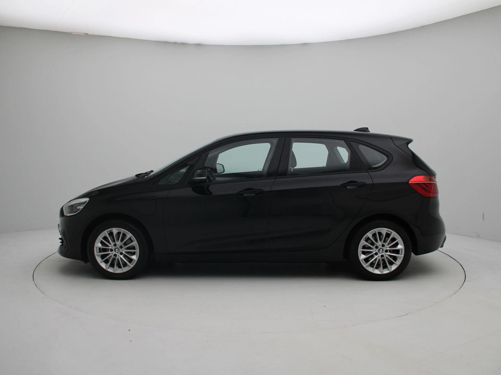BMW-2 Serie-image-3