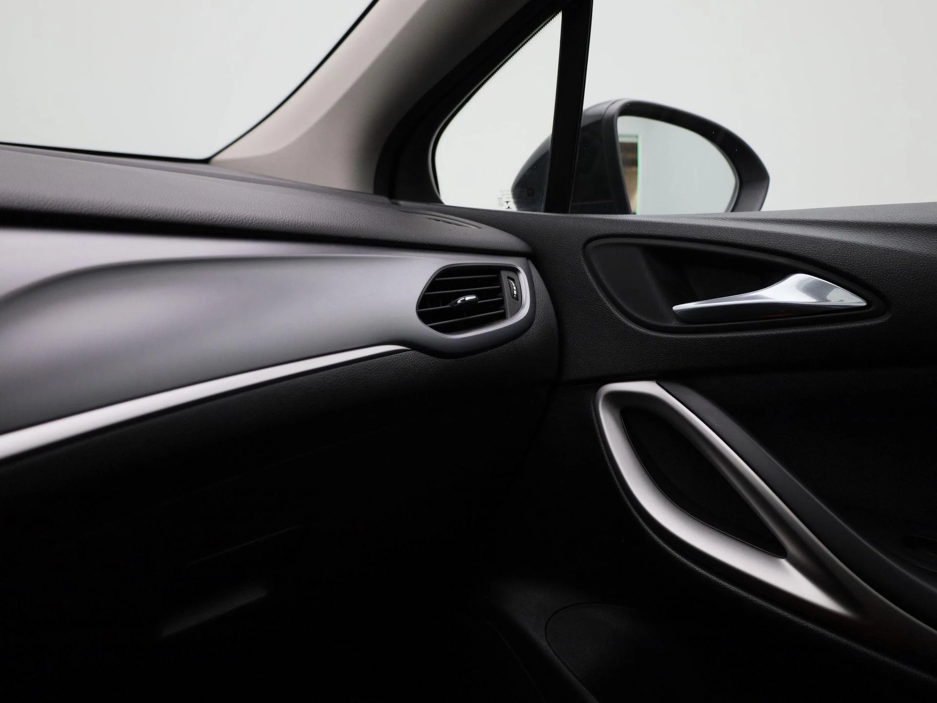 Opel-Astra-image-23