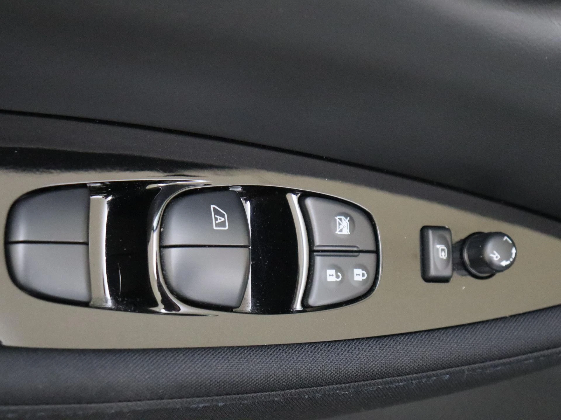 Nissan-Leaf-image-25