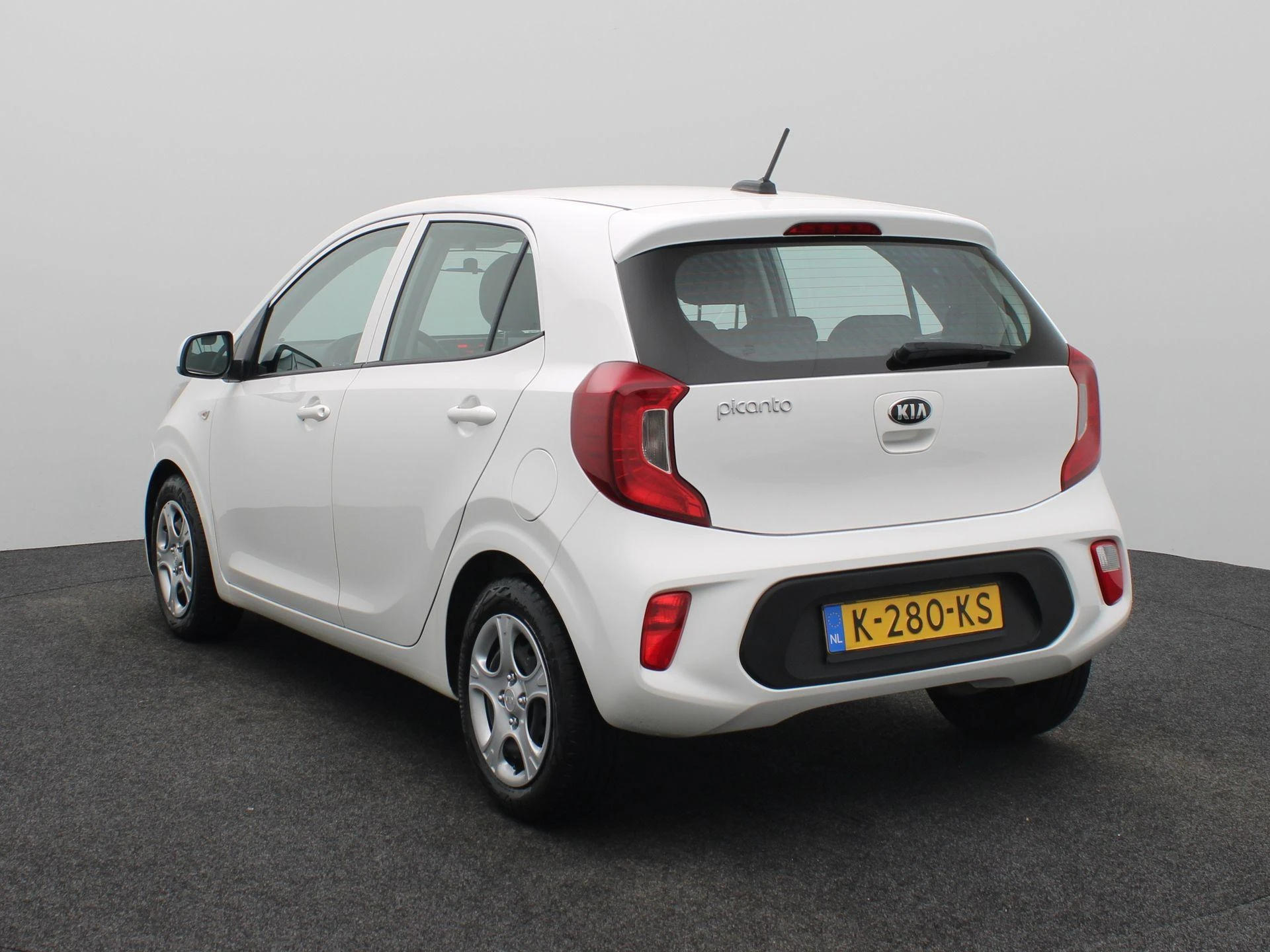 Kia-Picanto-image-1