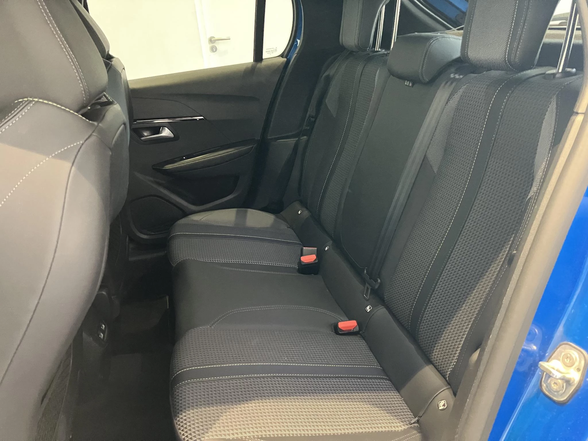 Peugeot-208-image-10
