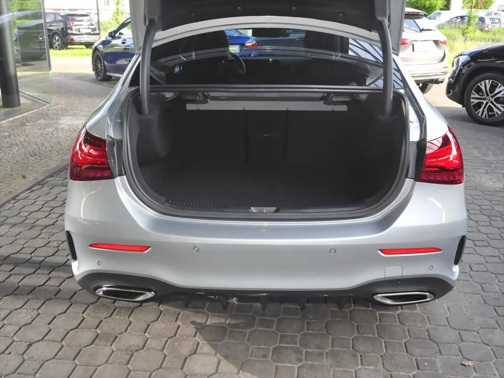 Mercedes-Benz-A-Klasse 200 d-image-15