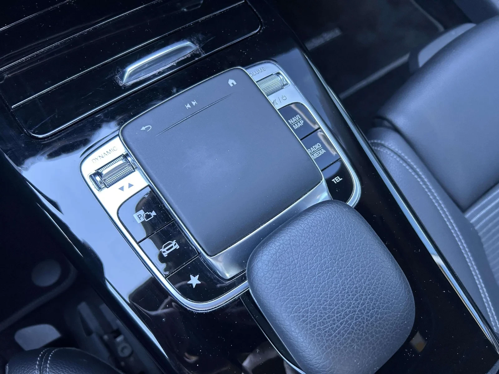 Mercedes-Benz-A-Klasse-image-13