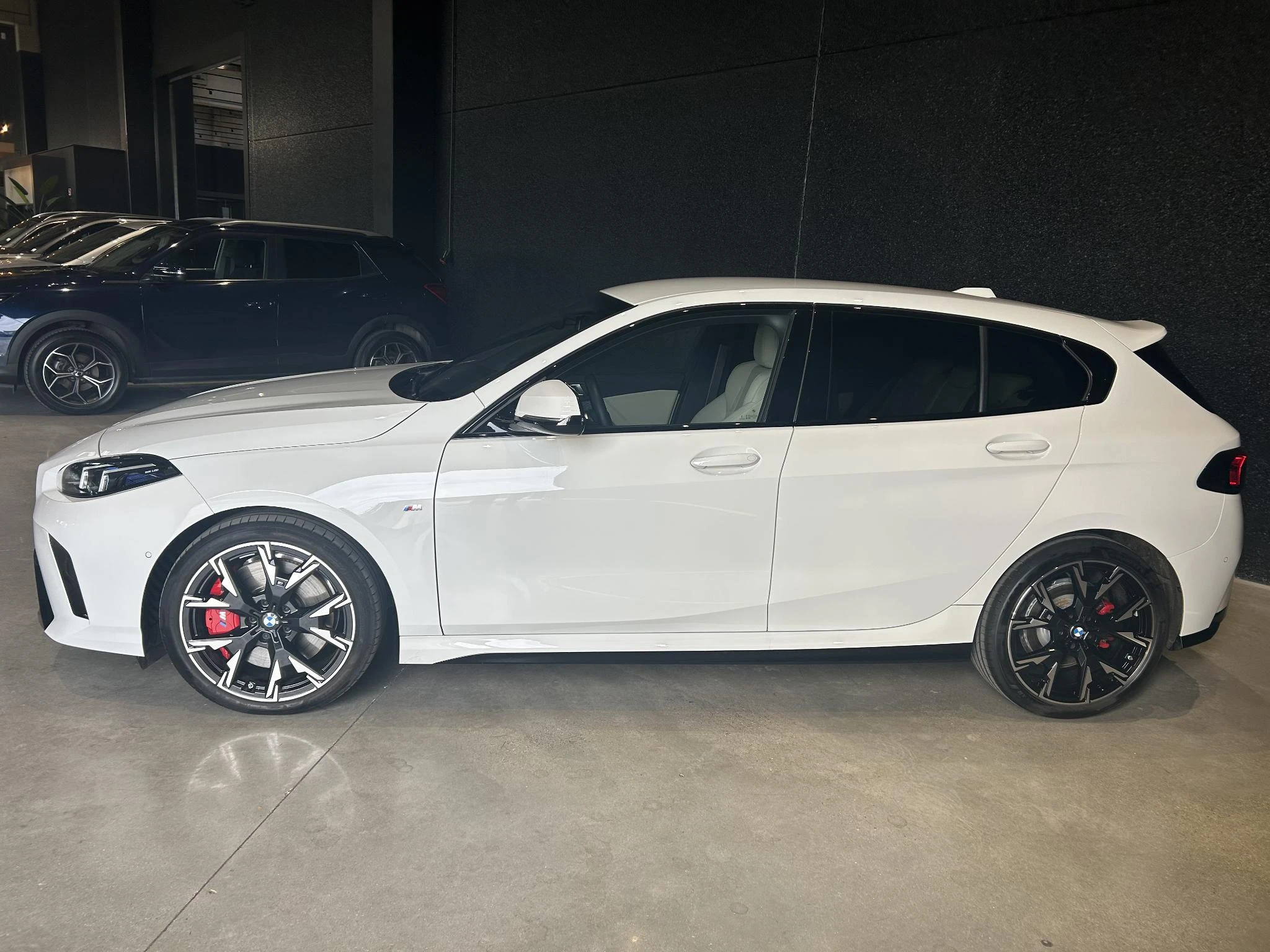 BMW-1 Reeks-image-3