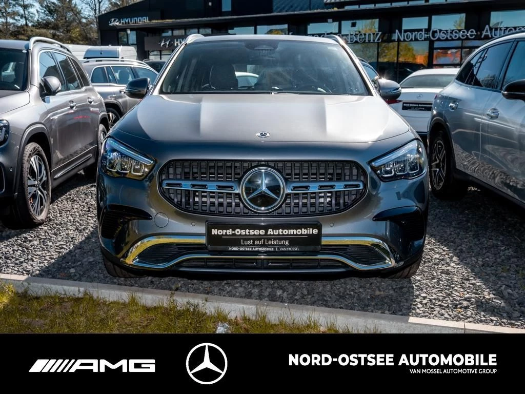 Mercedes-Benz-GLA-image-1