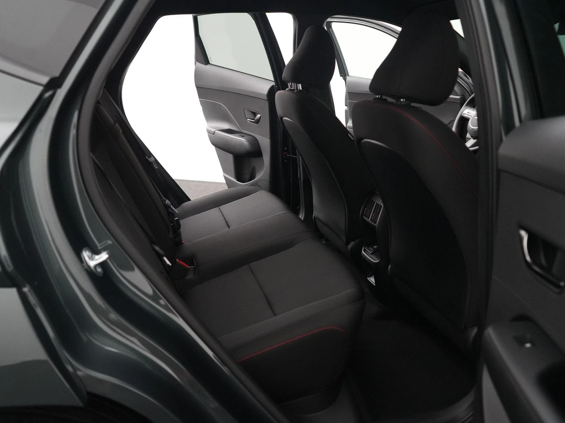 Hyundai-Kona-image-41