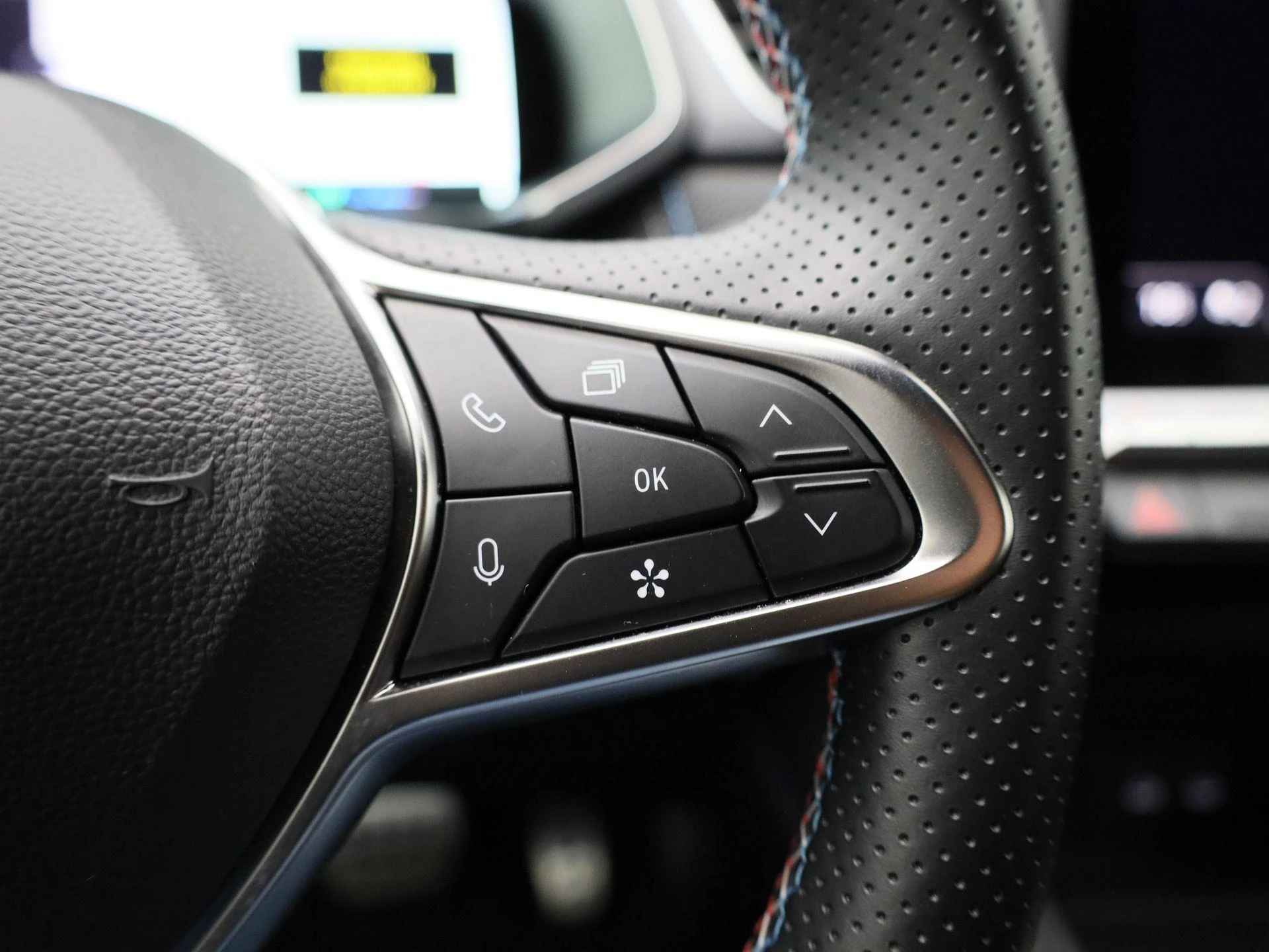 Renault-Captur-image-15
