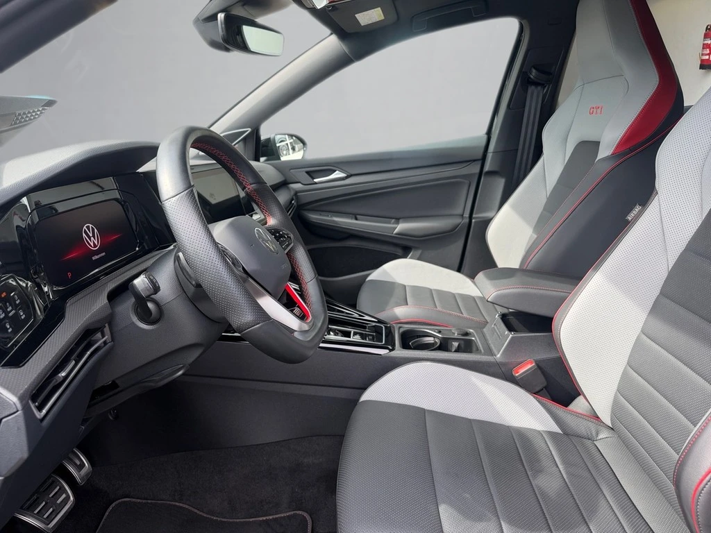 Volkswagen Golf GTI DSG Leder DCC Panodach AHK