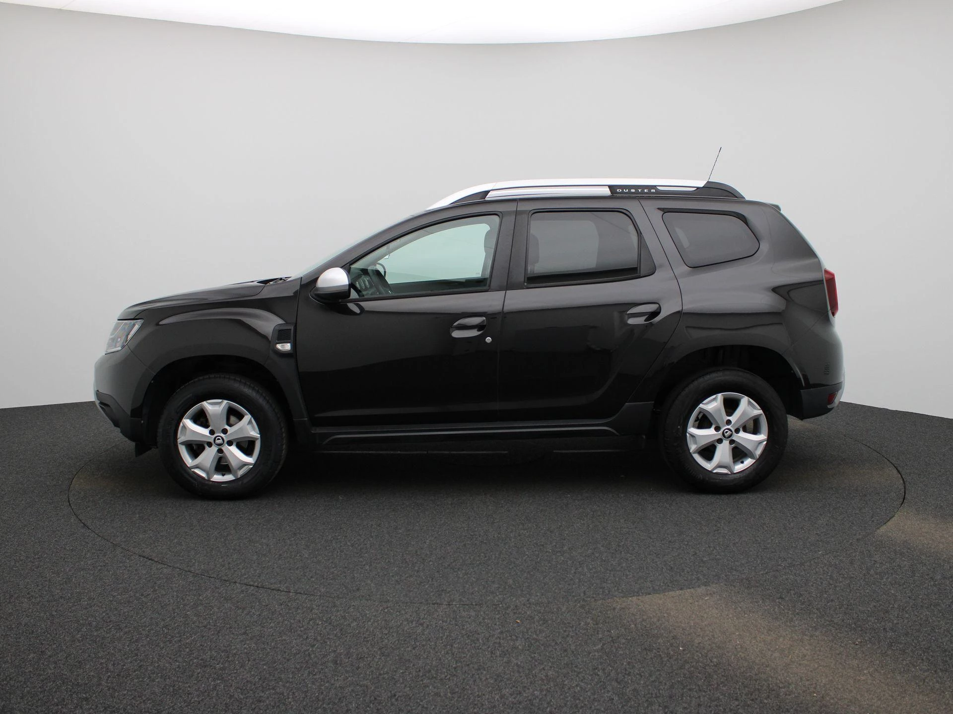 Dacia-Duster-image-3