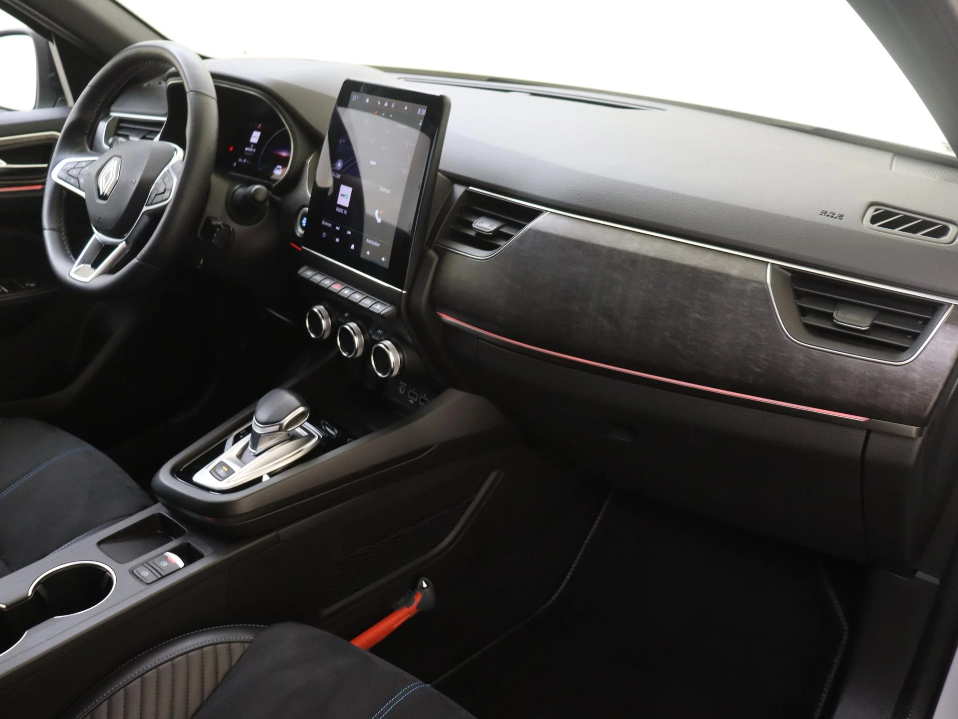 Renault-Arkana-image-4