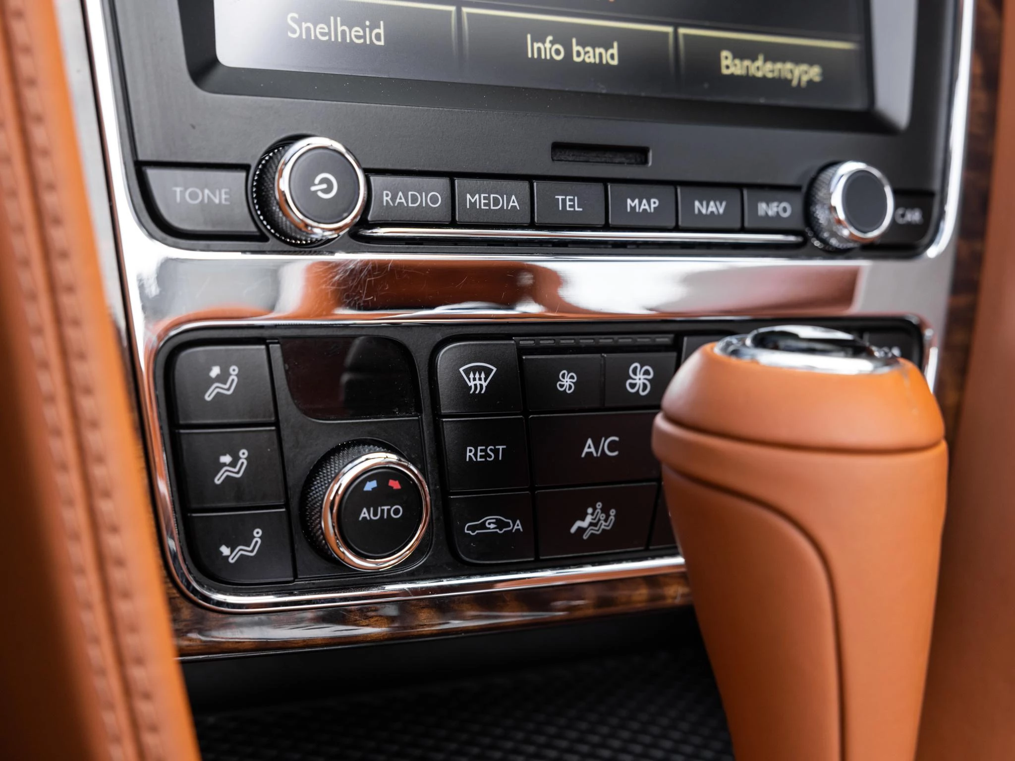 Bentley-Continental GT-image-34