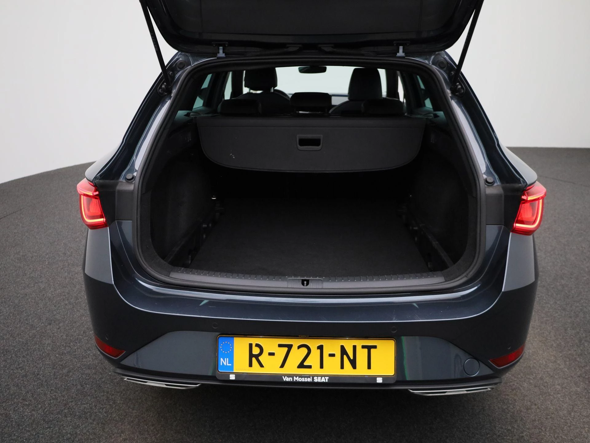 SEAT-Leon-image-12