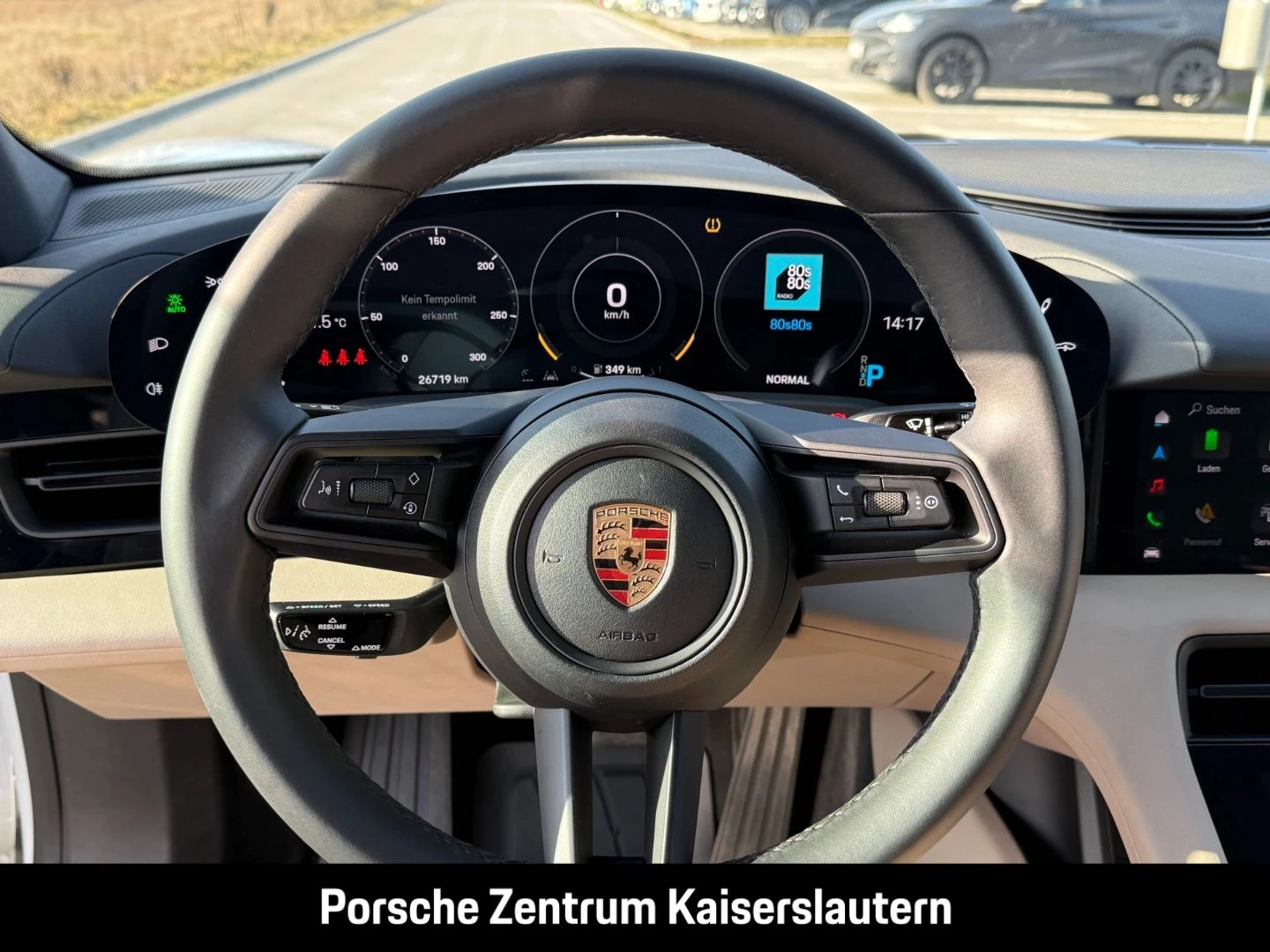 Porsche Taycan Surround-View Luftfederung Panoramadach -