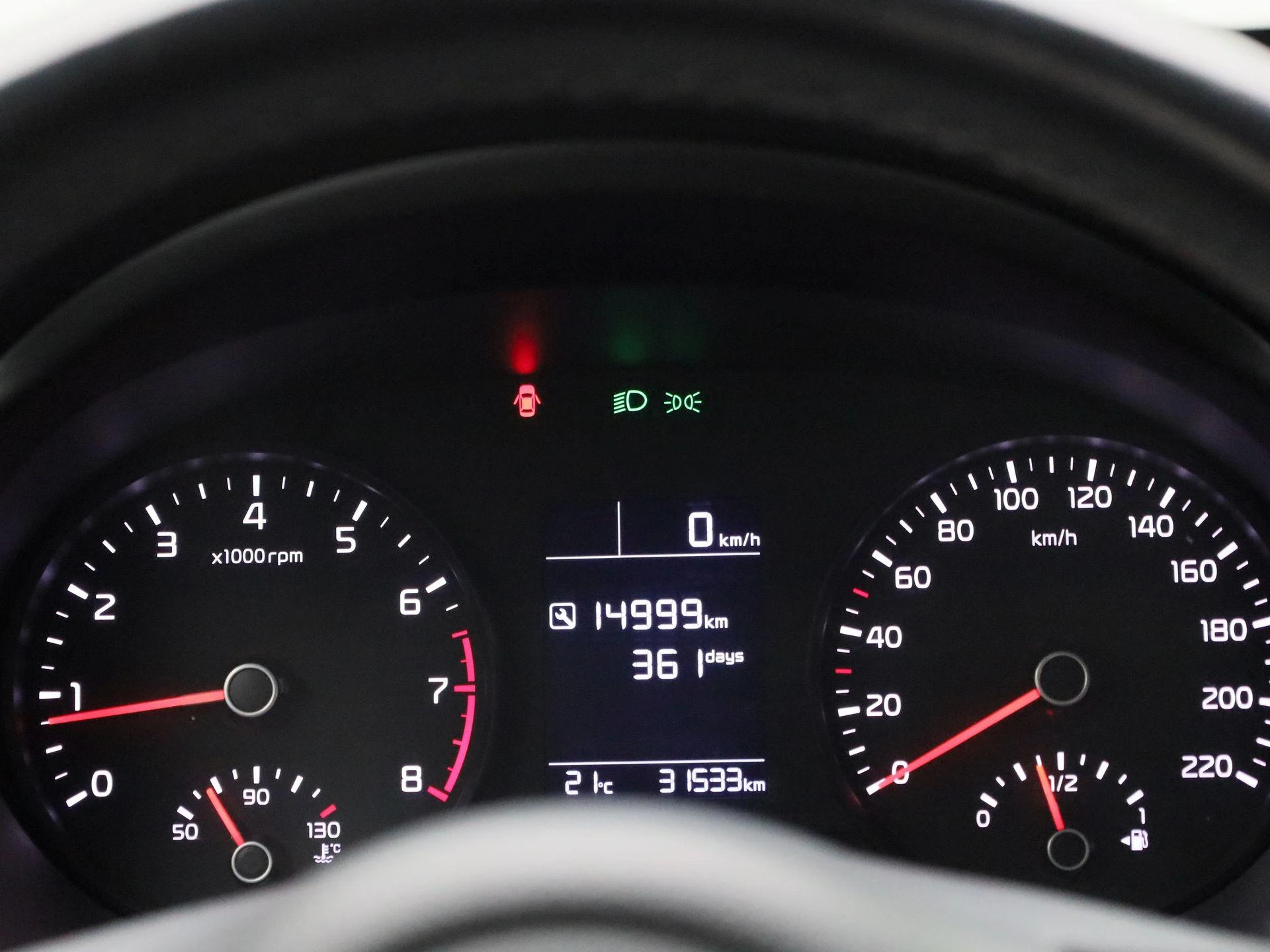Kia-Stonic-image-7