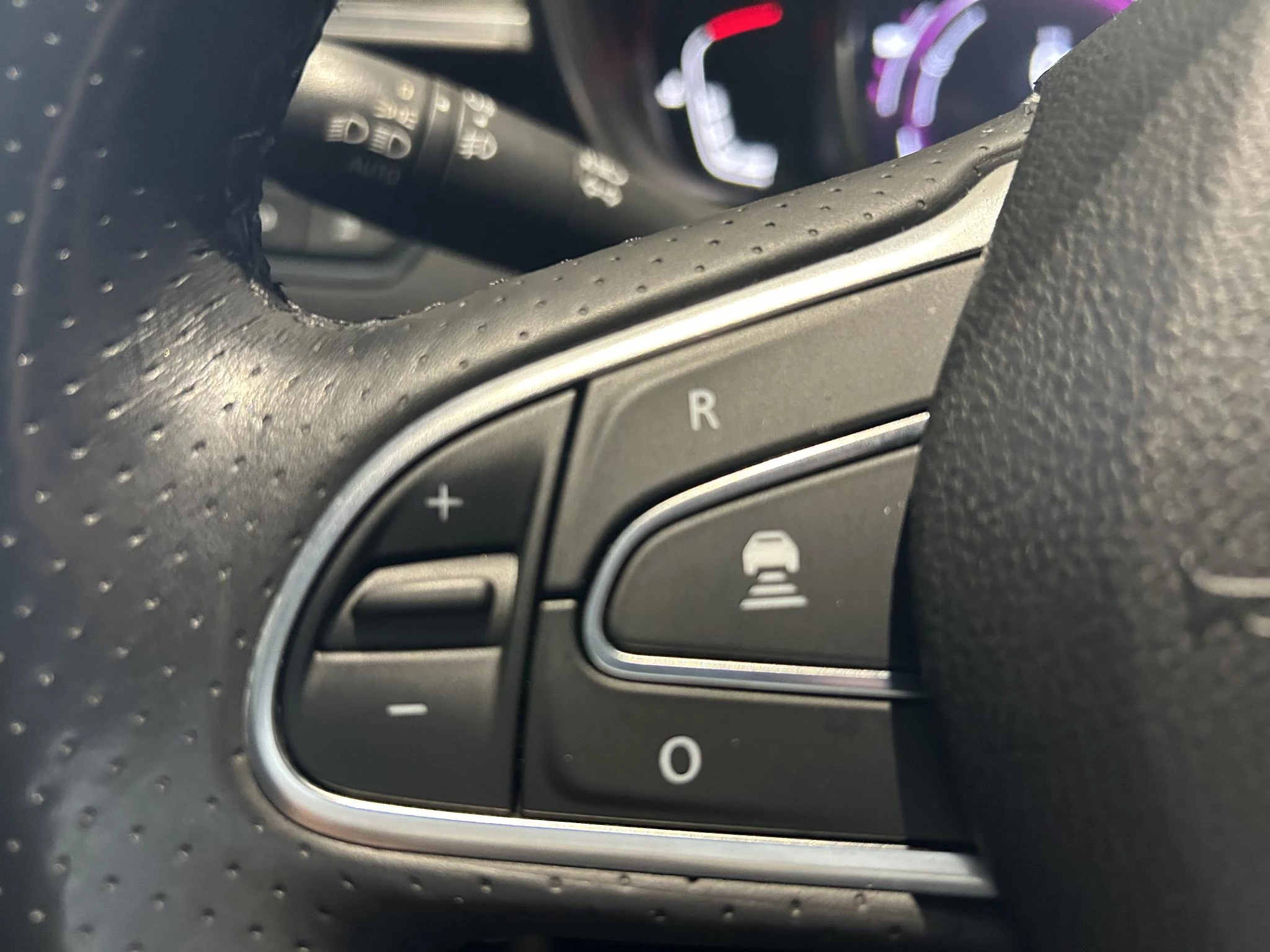Renault Kadjar TCe 140 EDC GPF Black Edition