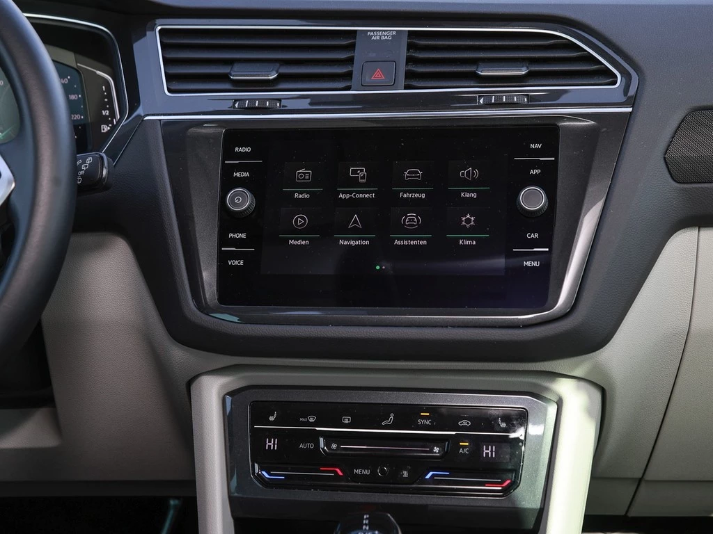 Volkswagen Tiguan 2.0 TDI DSG Elegance Navi/Matrix/Standhz