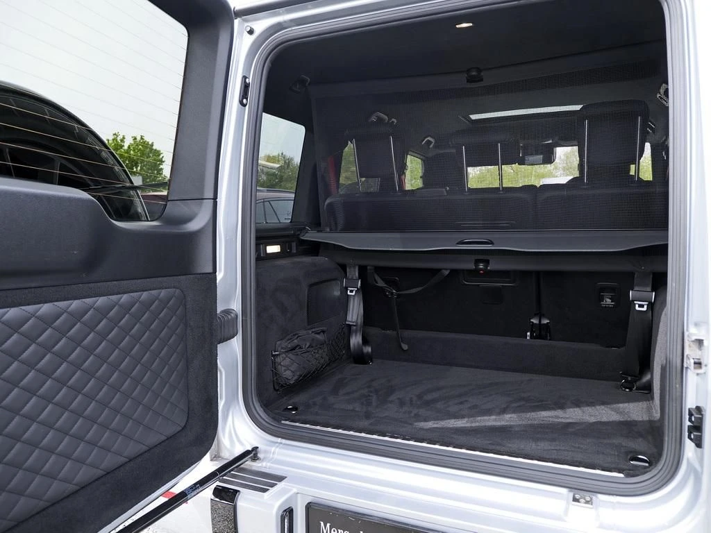 Mercedes-Benz-G-Klasse 500-image-17