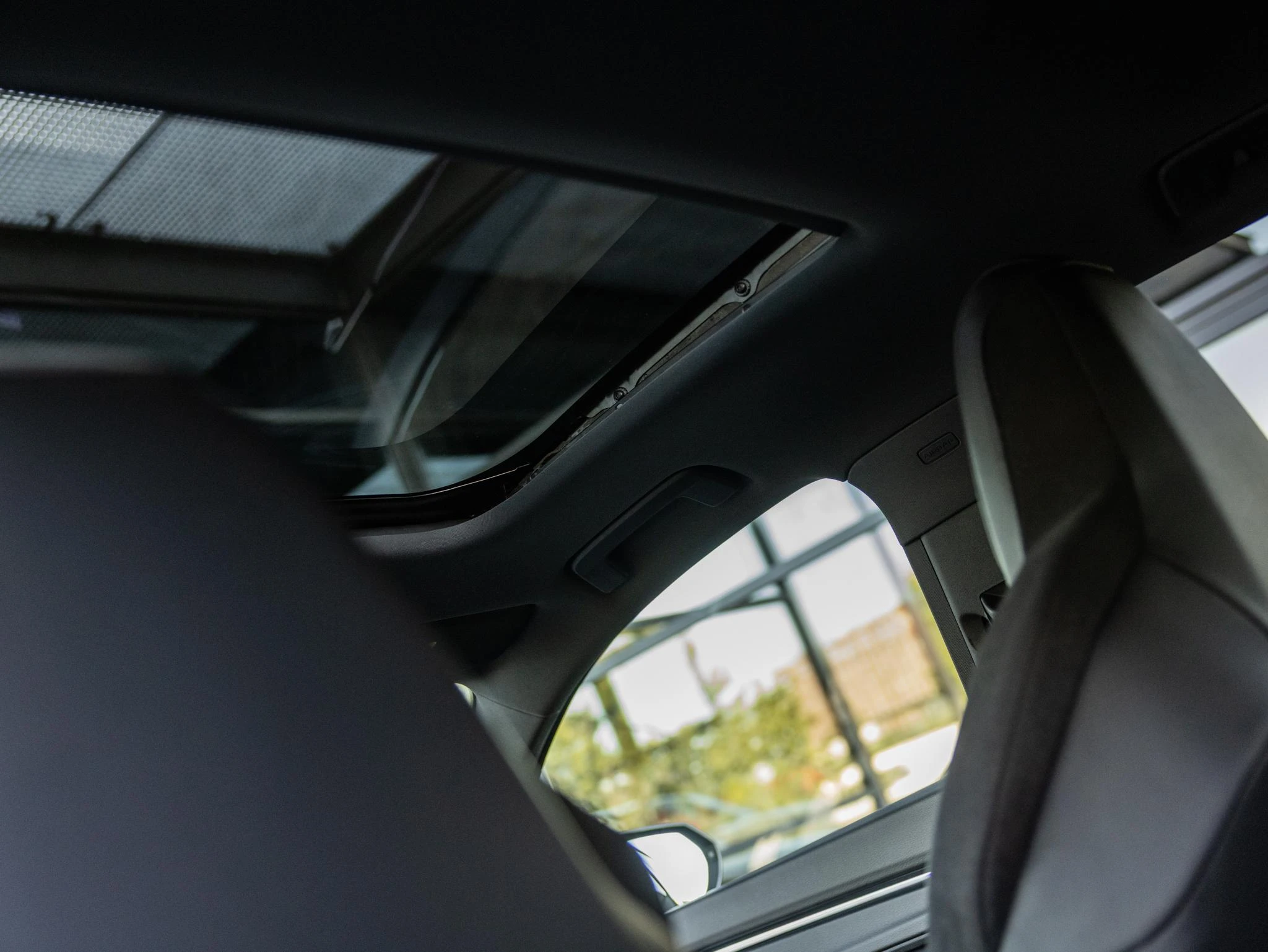 Audi-RSQ3-image-17