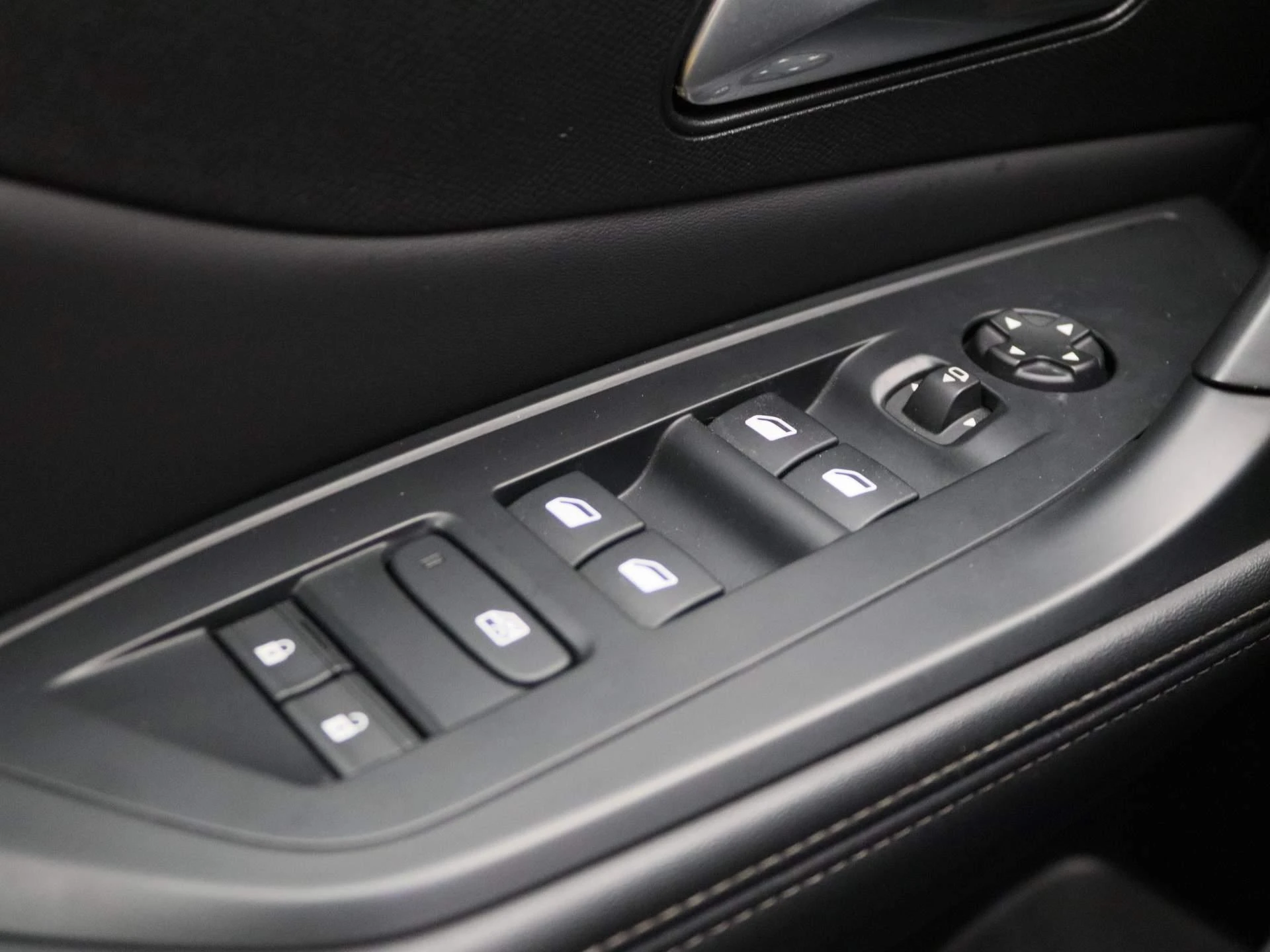 Peugeot 308 1.2 PureTech Allure Pack Business