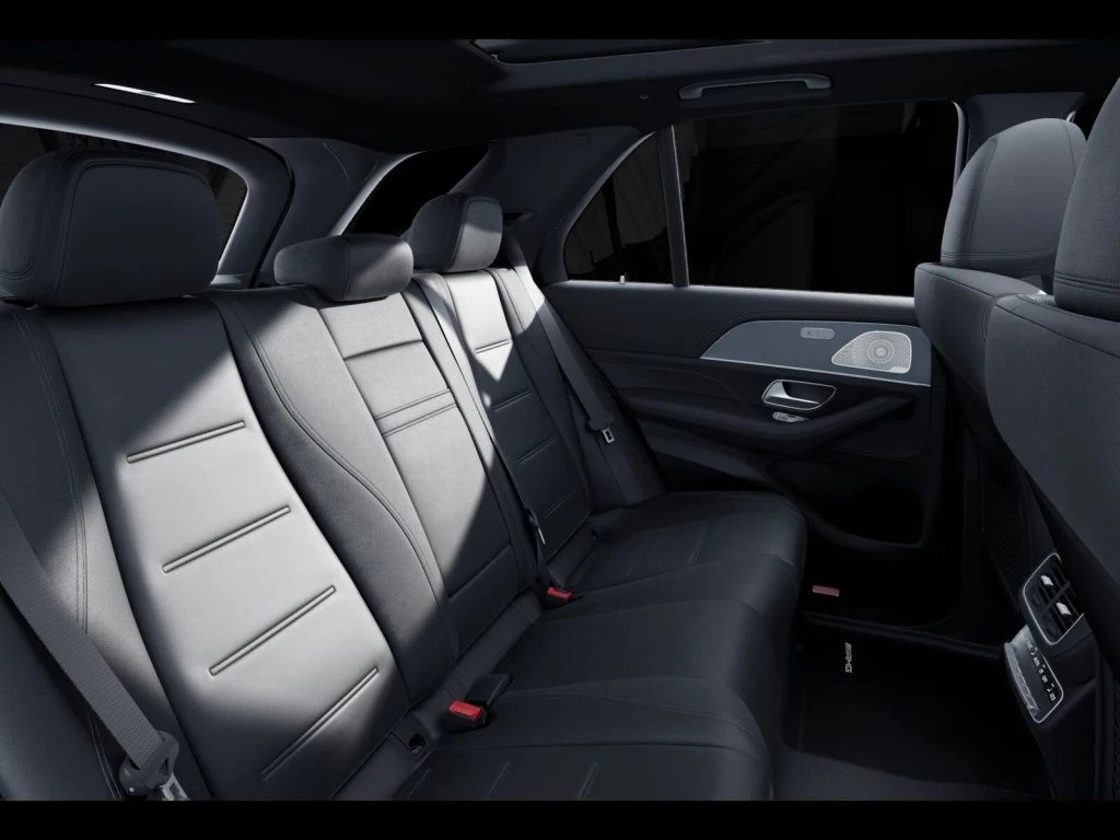 Mercedes-Benz-GLE 450 d-image-11