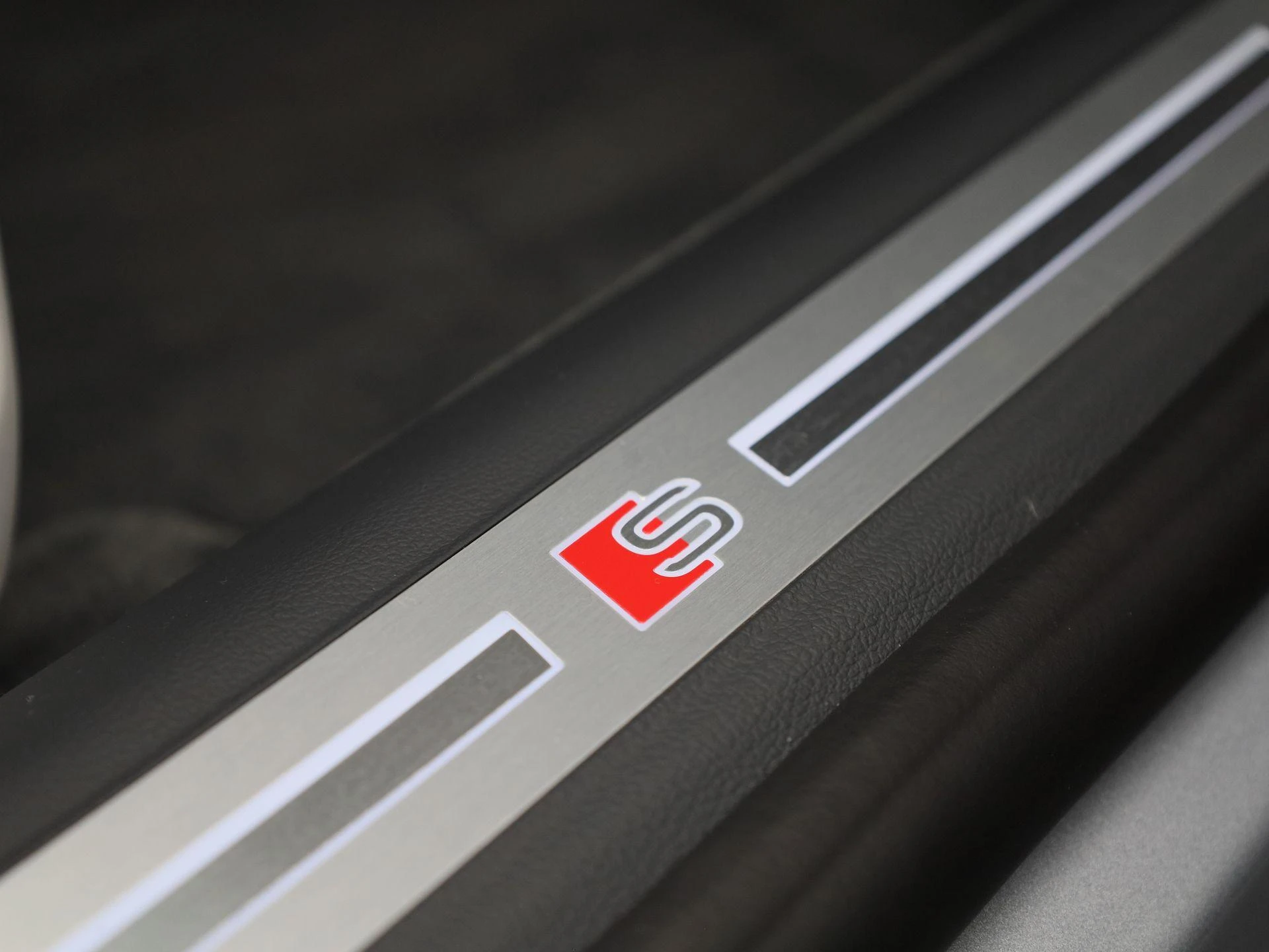 Audi-A8-image-45
