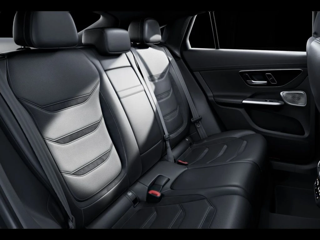 Mercedes-AMG-GLC 63-image-11