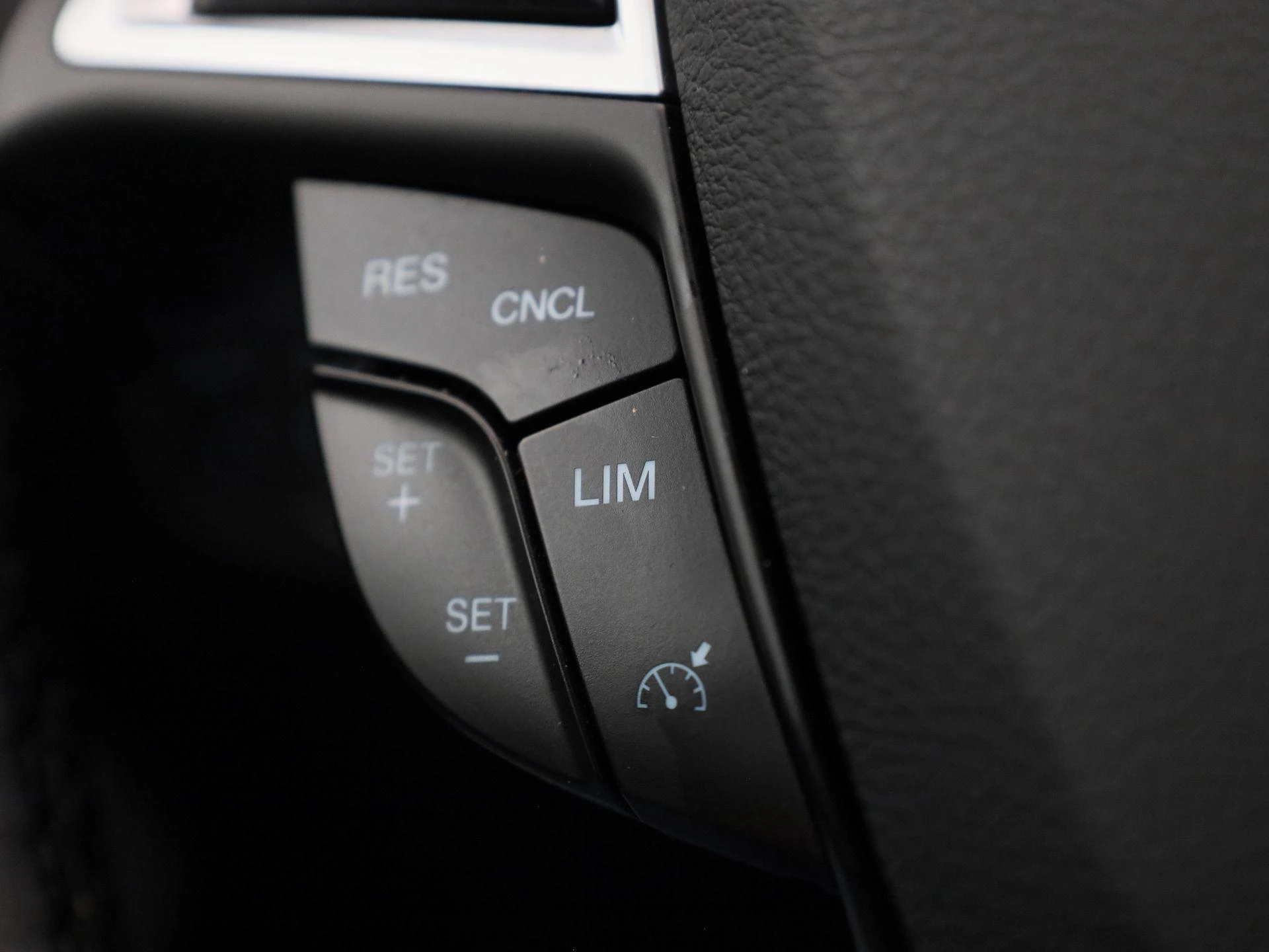 Ford-S-Max-image-18