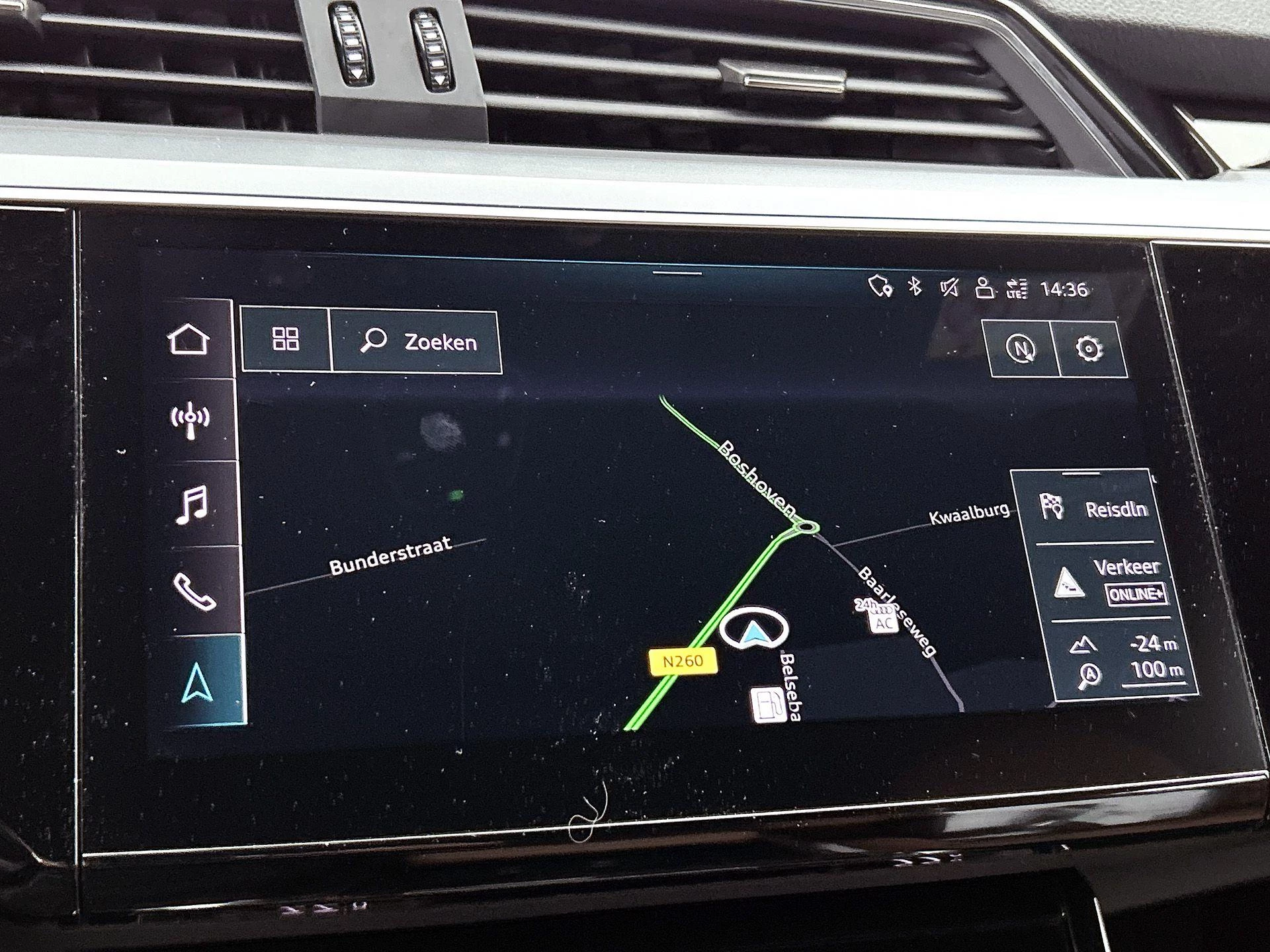 Audi-e-tron-image-18