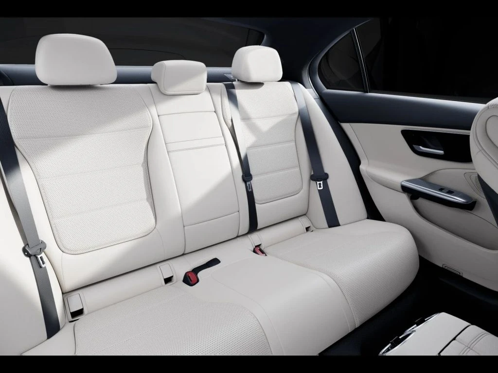 Mercedes-Benz-C-Klasse 200 d-image-10