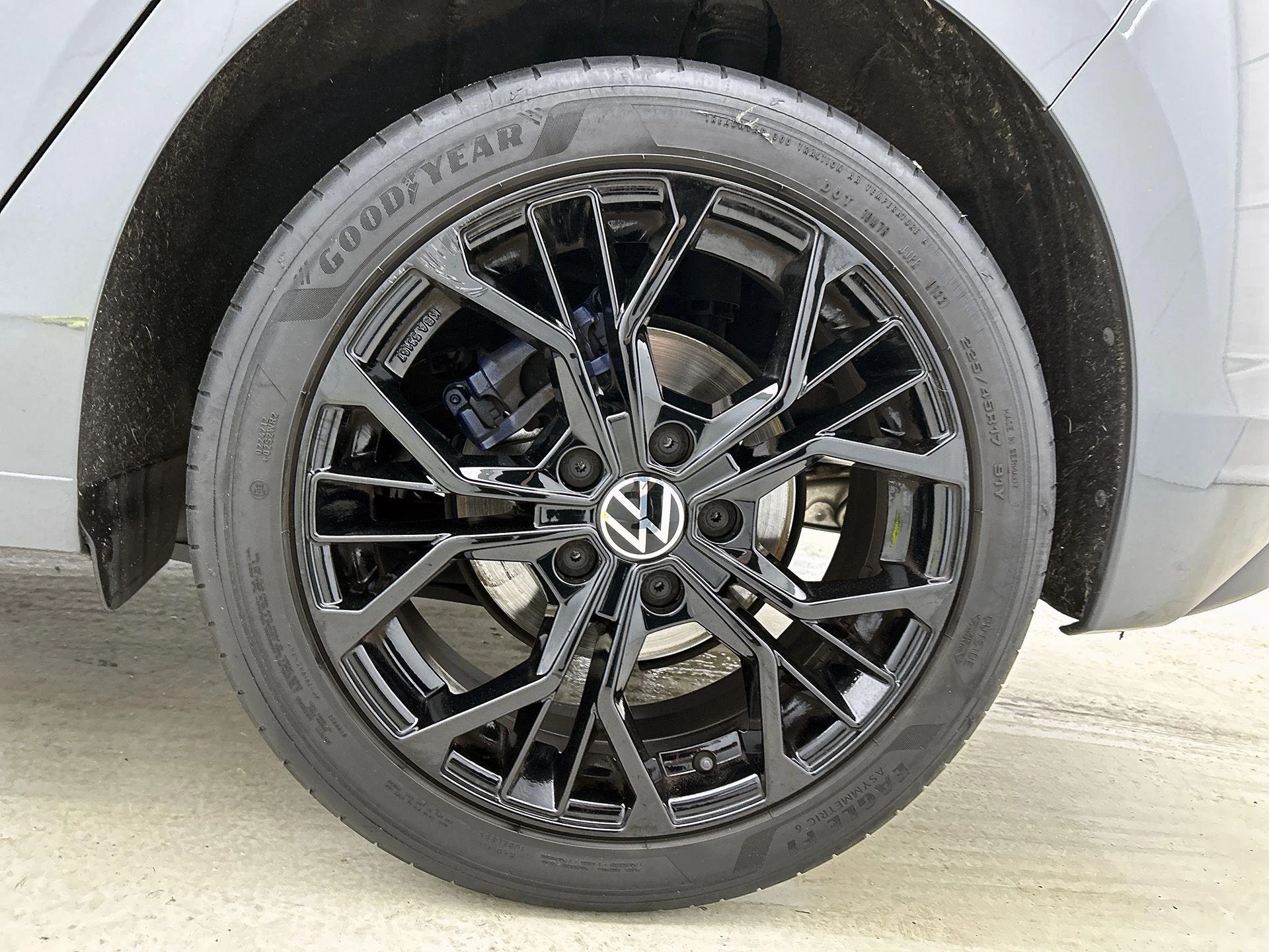 Volkswagen-Golf-image-30