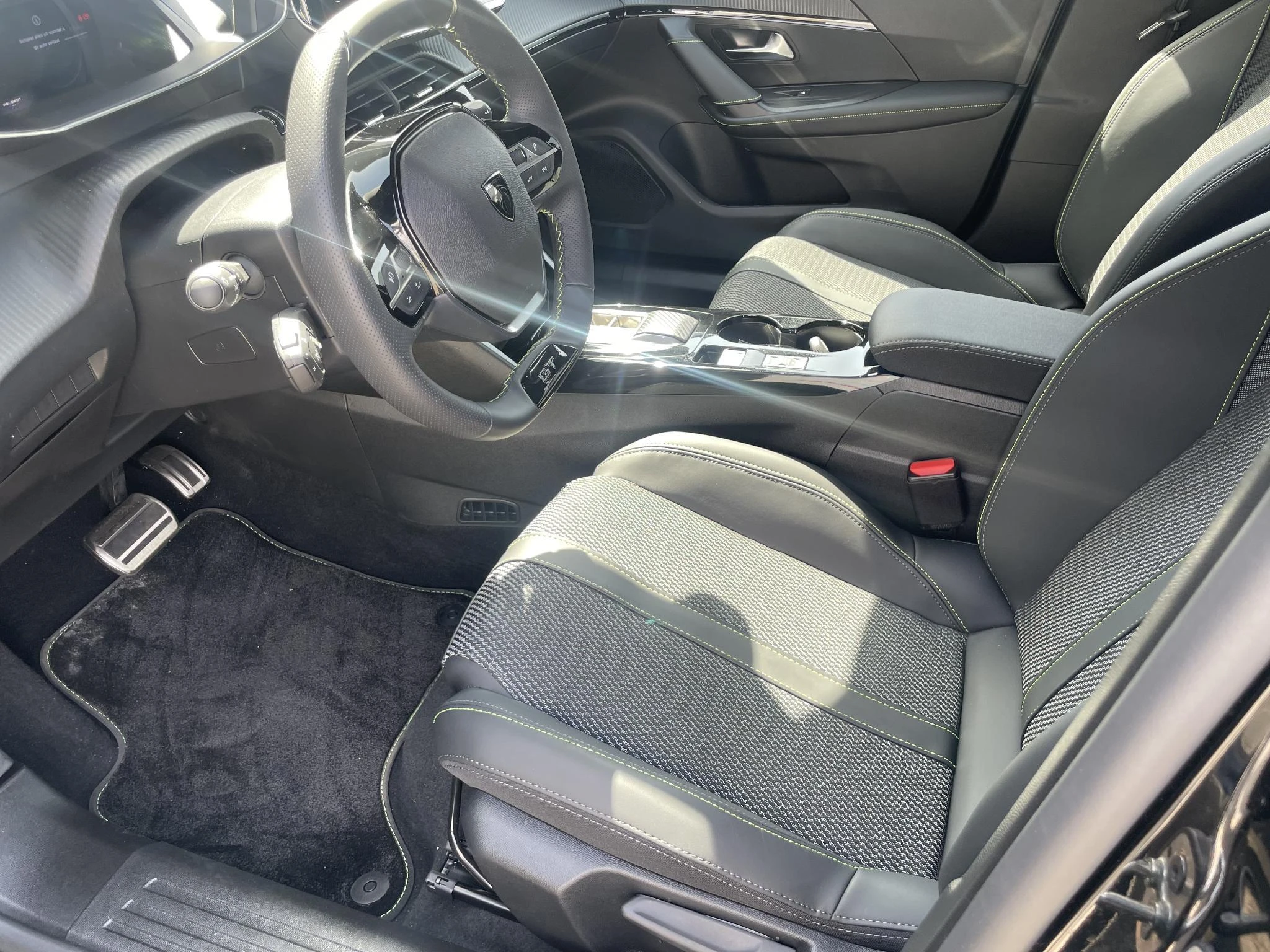 Peugeot-2008-image-11