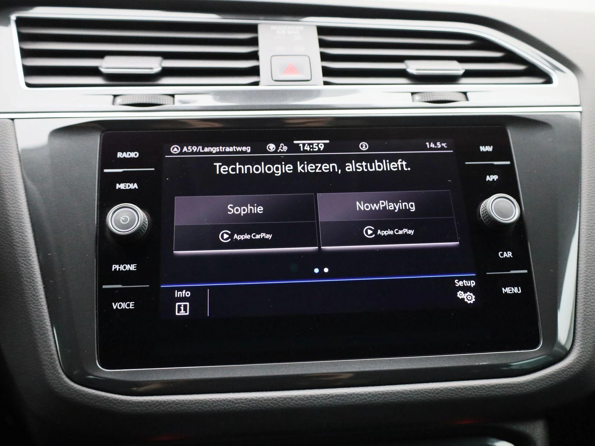 Volkswagen-Tiguan-image-22