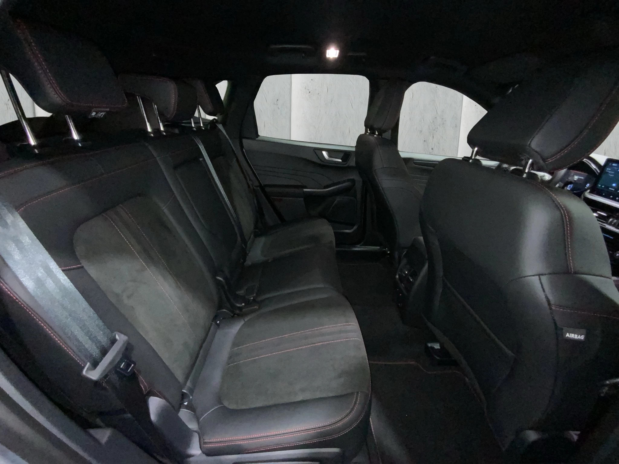 Ford Kuga ST-Line X Aut.*360GRAD*LED-MATRIX*NAVI*GRA*WINTER-PKT.