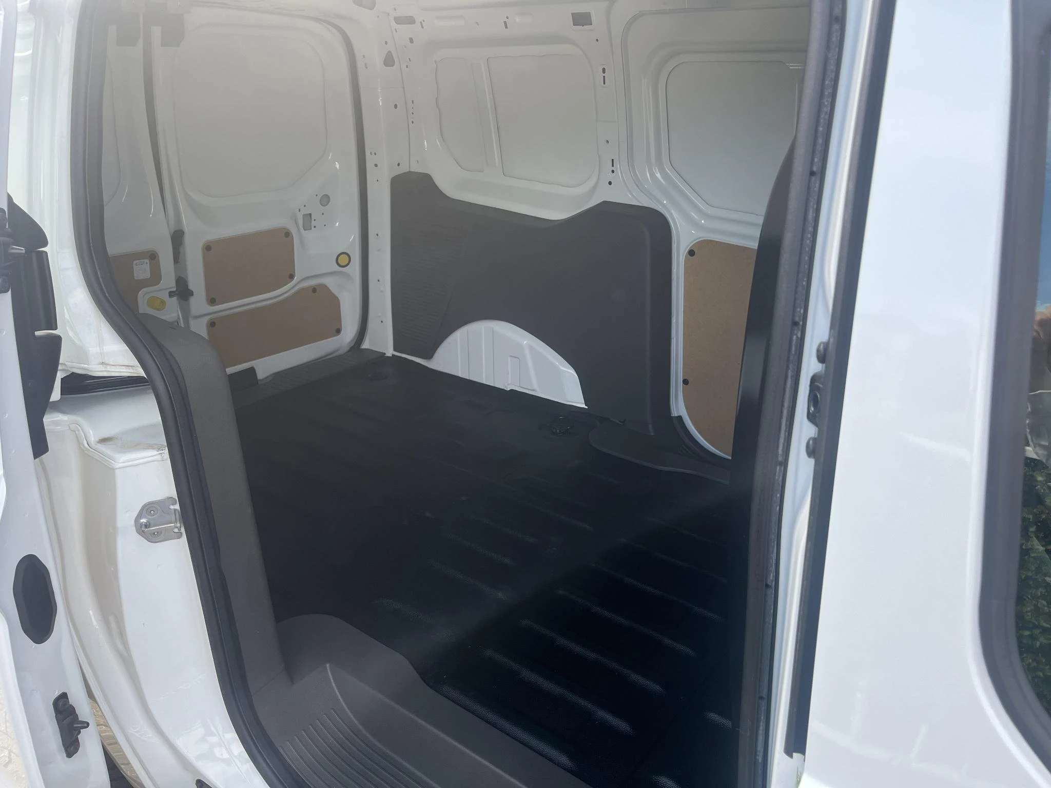 Ford-Transit Connect-image-9