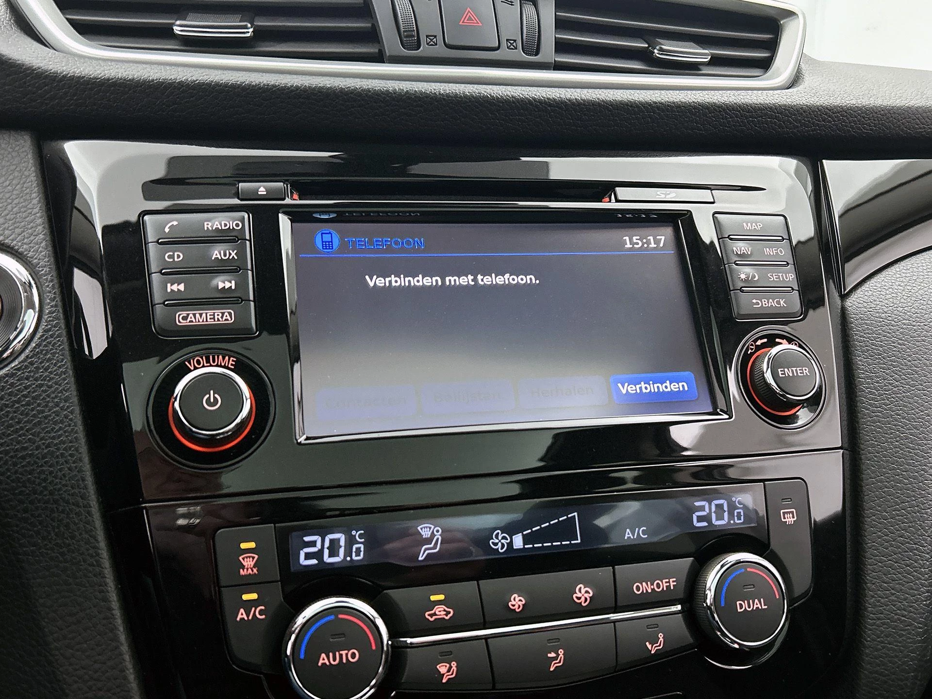 Nissan-QASHQAI-image-11