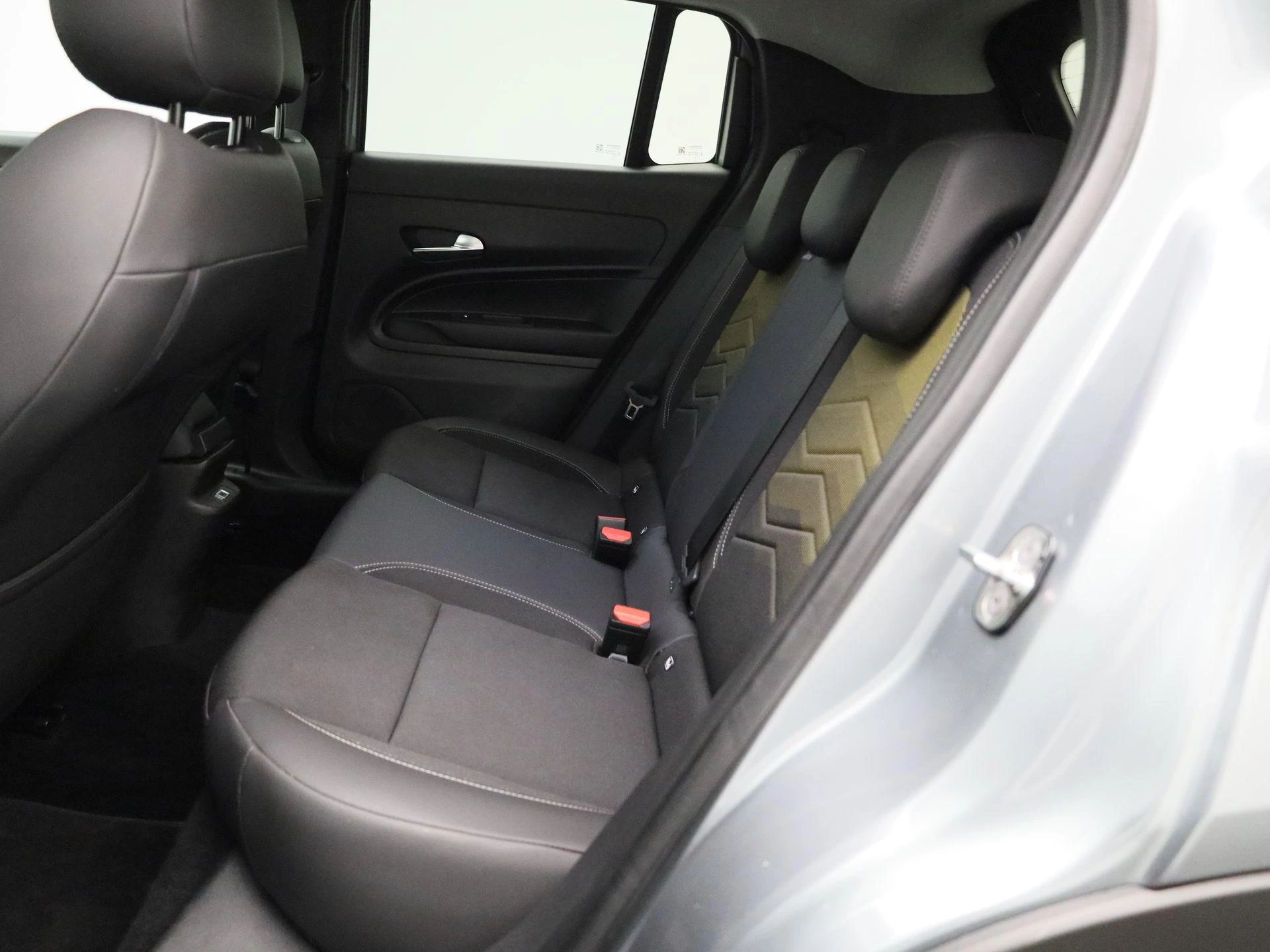 Jeep-Avenger-image-8