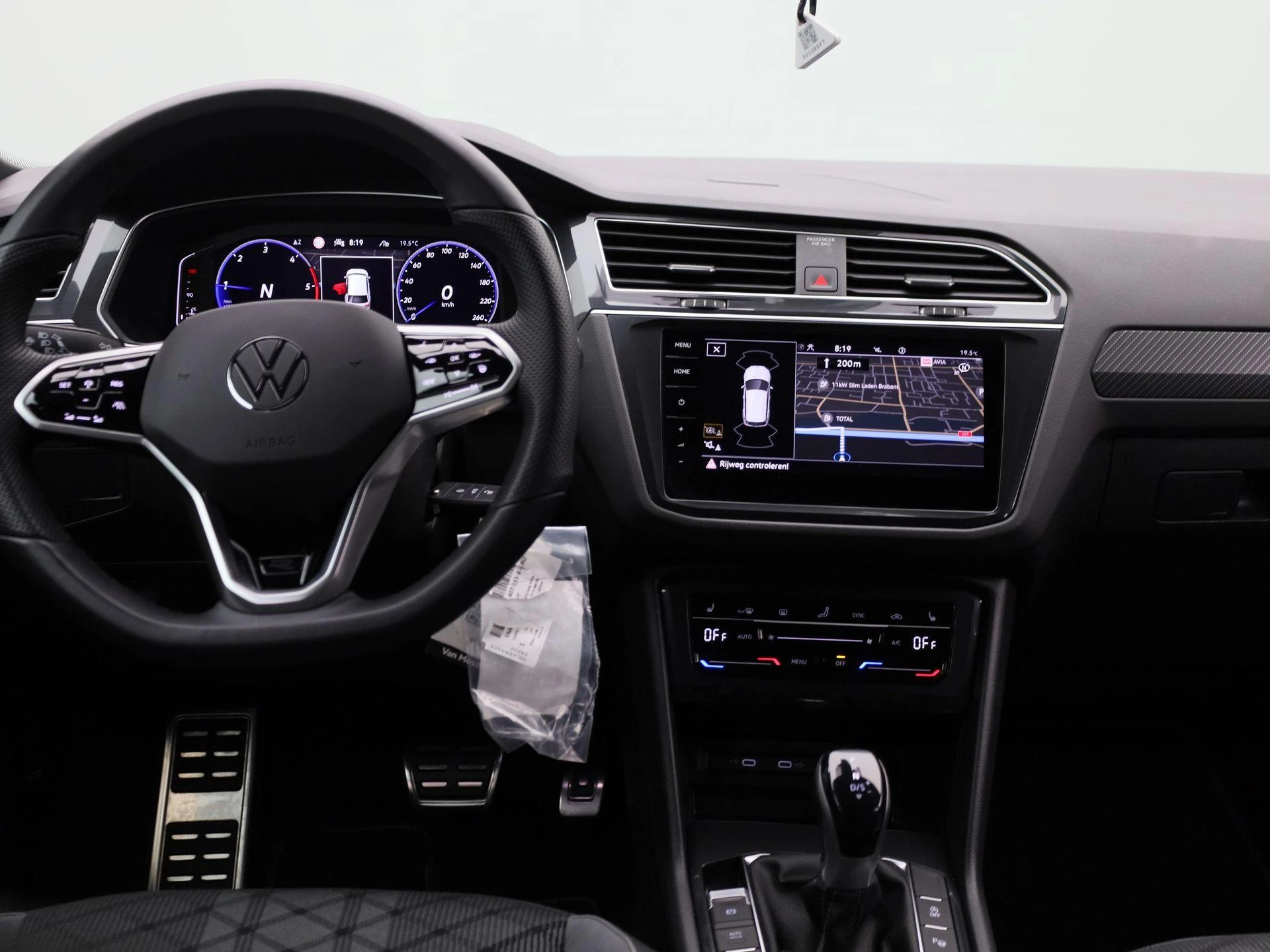 Volkswagen-Tiguan-image-6