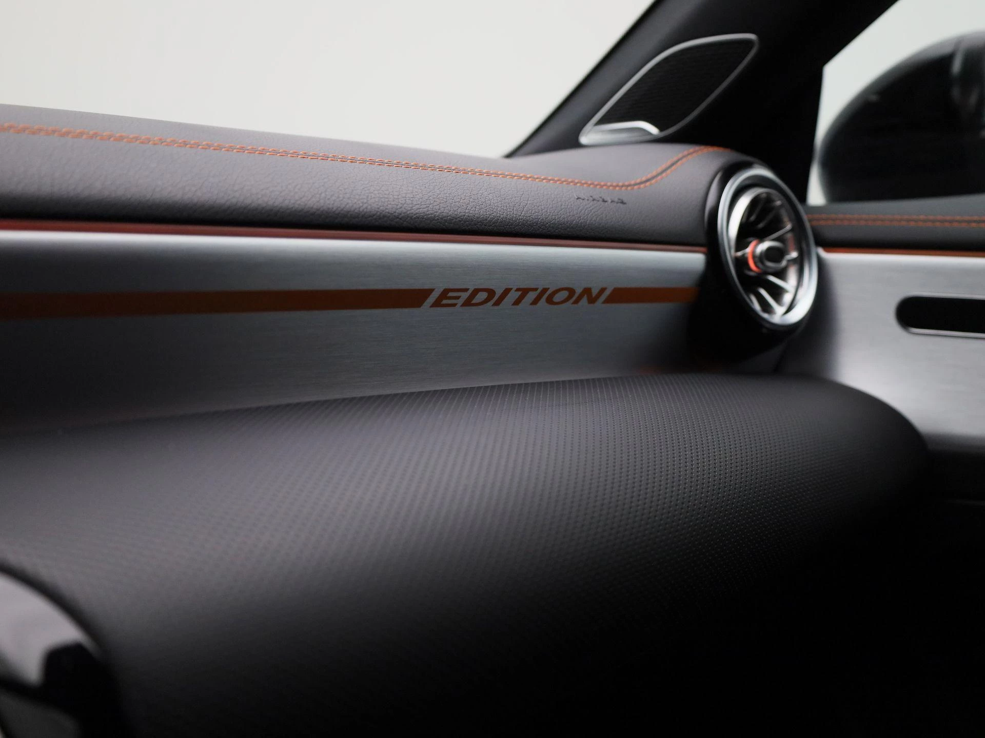 Mercedes-Benz CLA Shooting Brake 200 Premium Plus